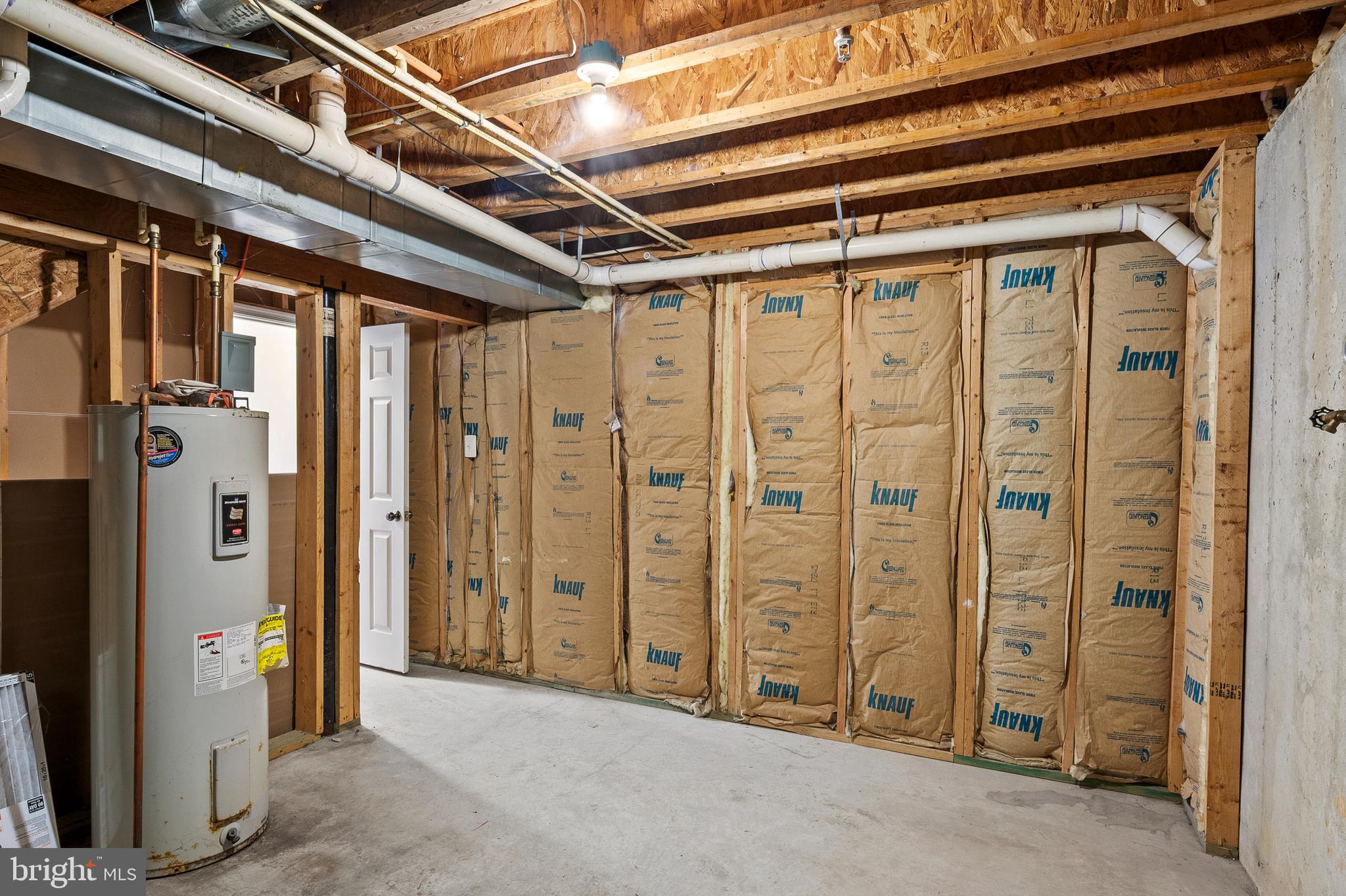 ROLAND GATE - Residential Lease