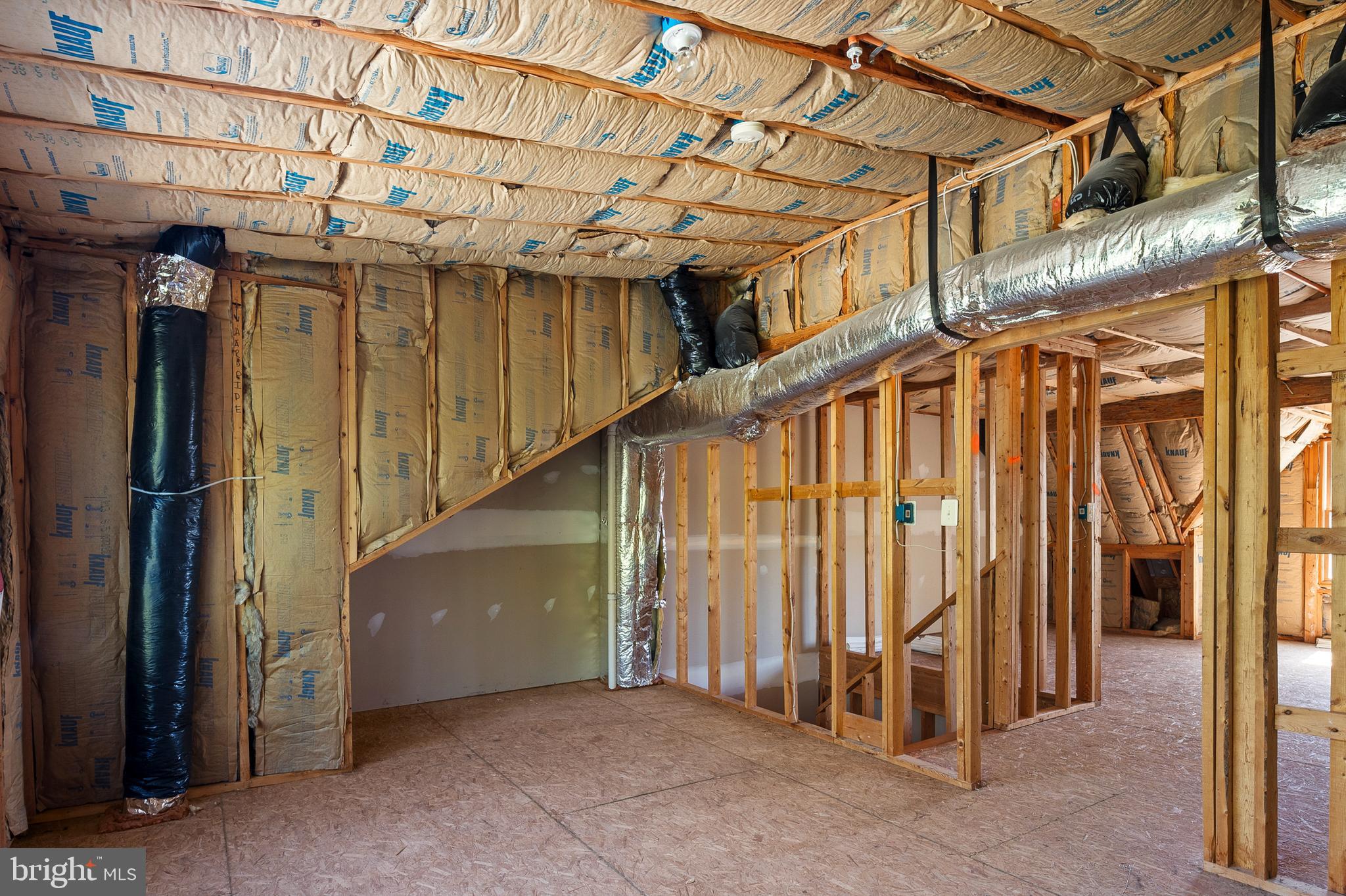 ROLAND GATE - Residential Lease