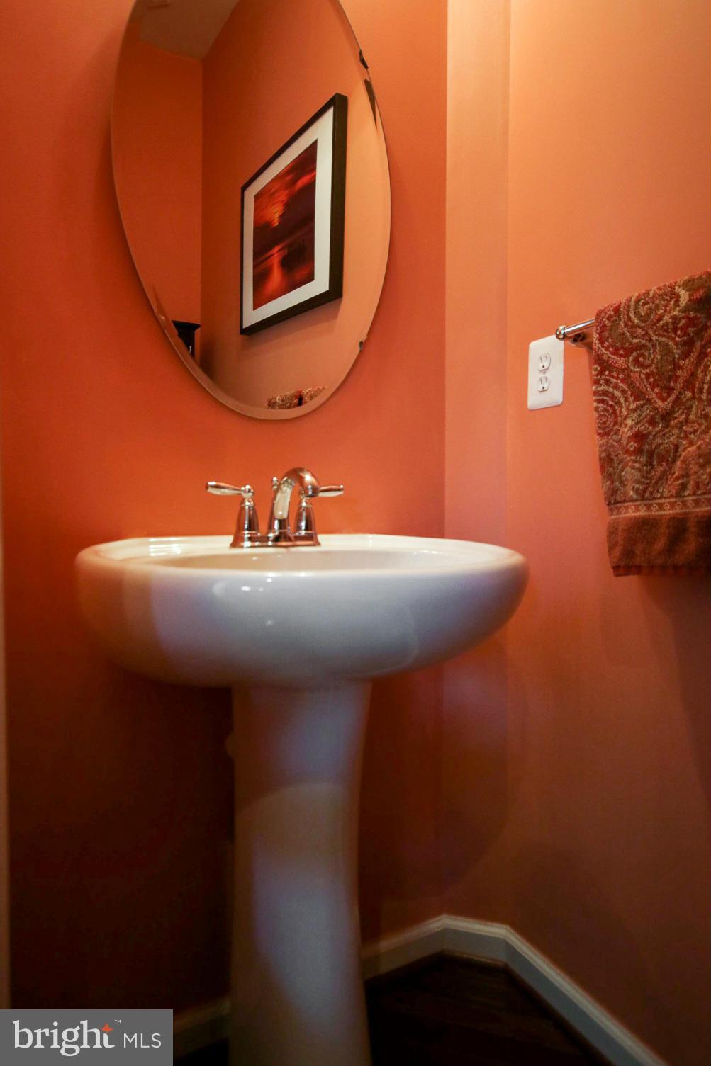 ESTATES AT LEE'S PARKE - Residential