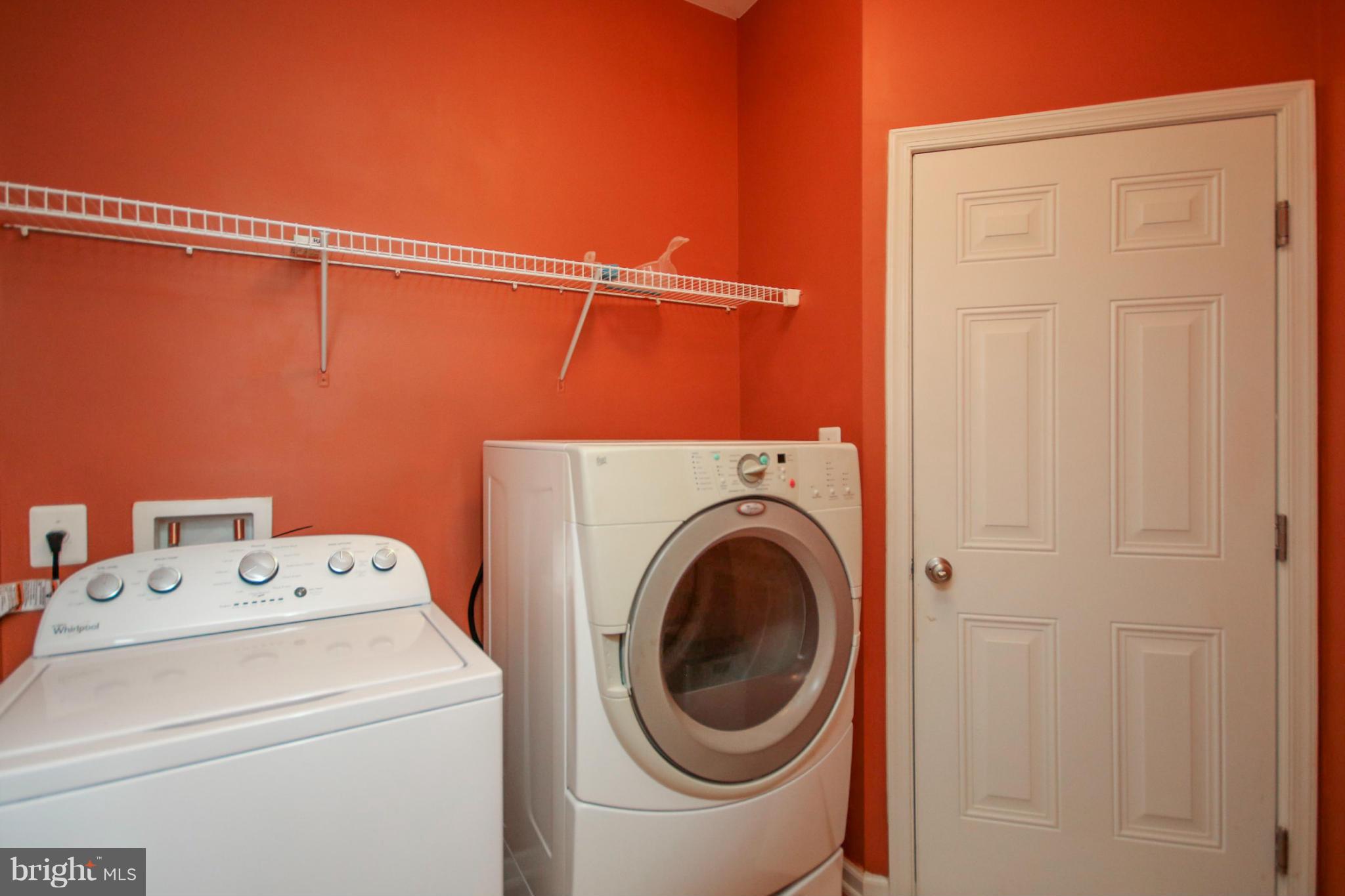 ESTATES AT LEE'S PARKE - Residential