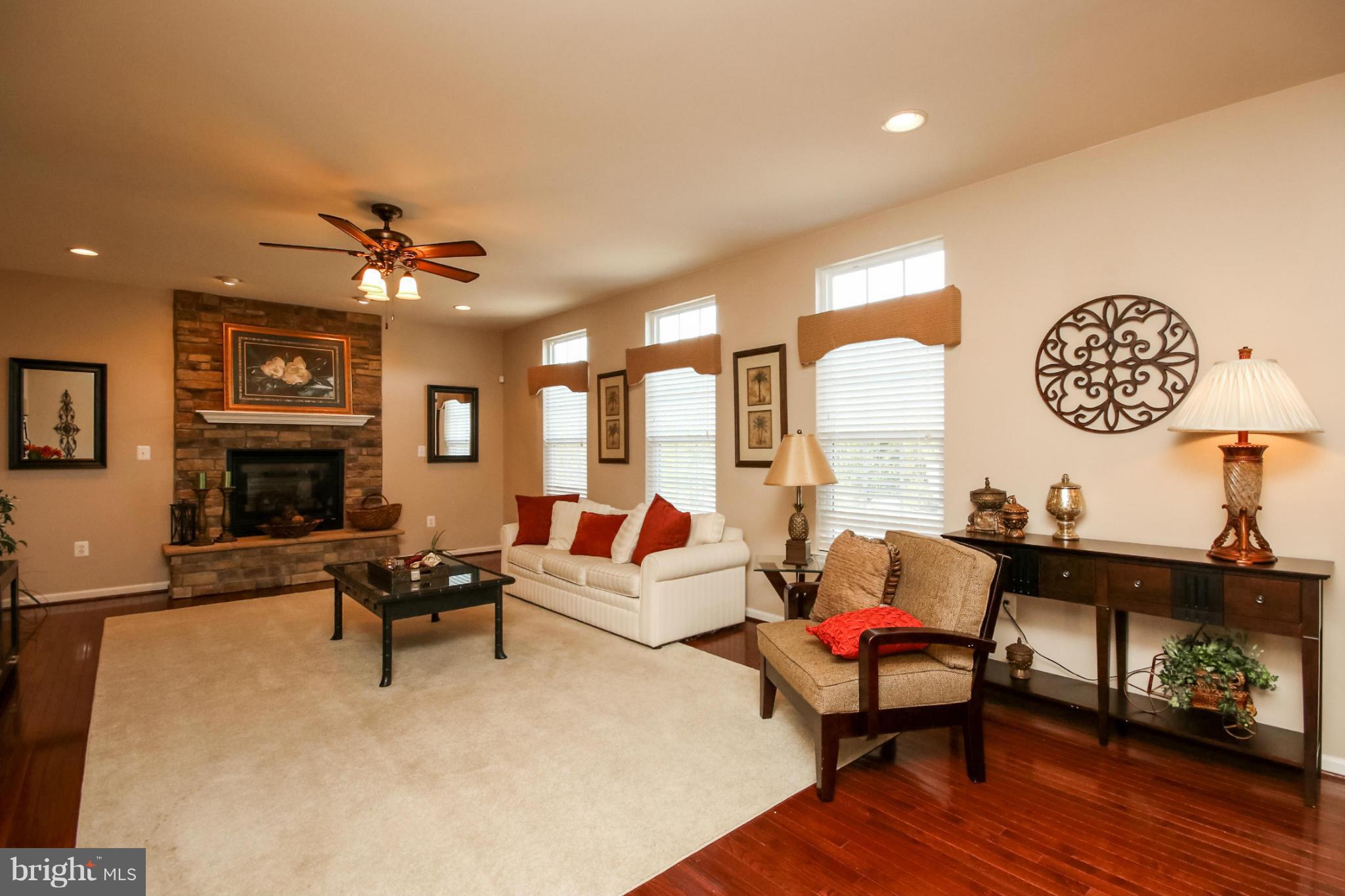 ESTATES AT LEE'S PARKE - Residential