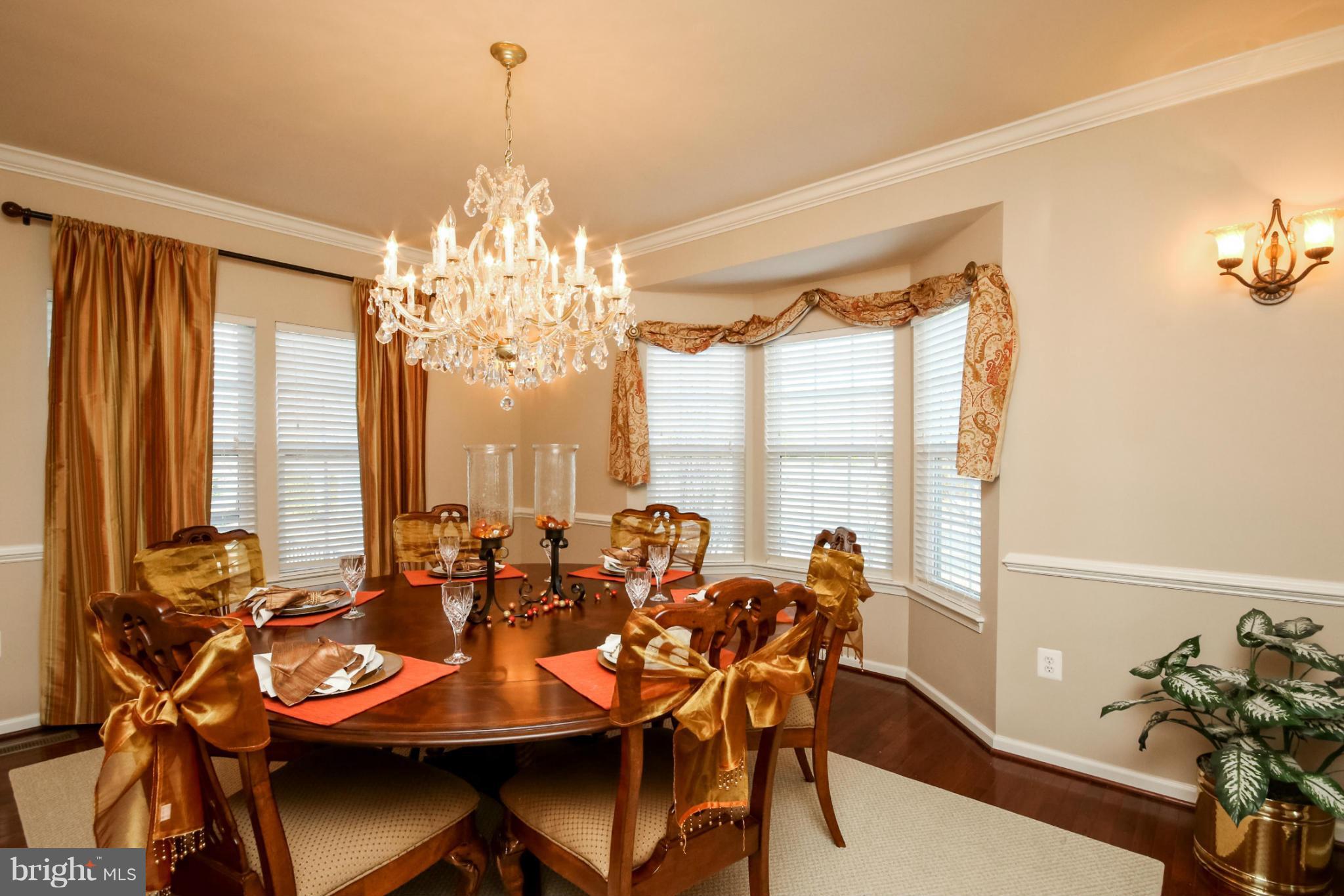 ESTATES AT LEE'S PARKE - Residential