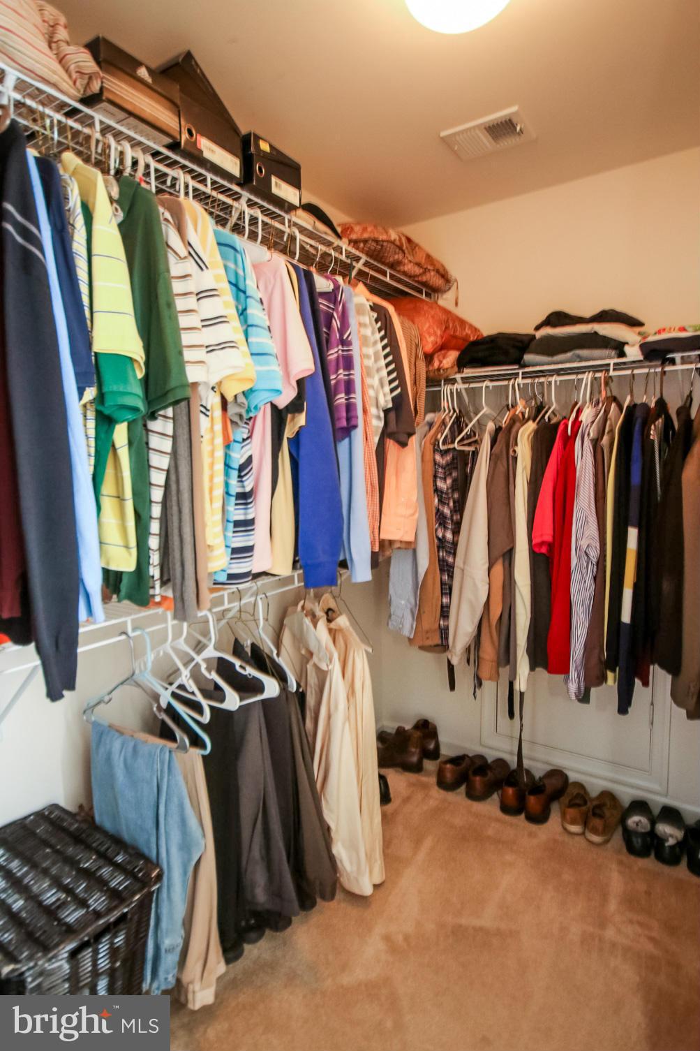 ESTATES AT LEE'S PARKE - Residential