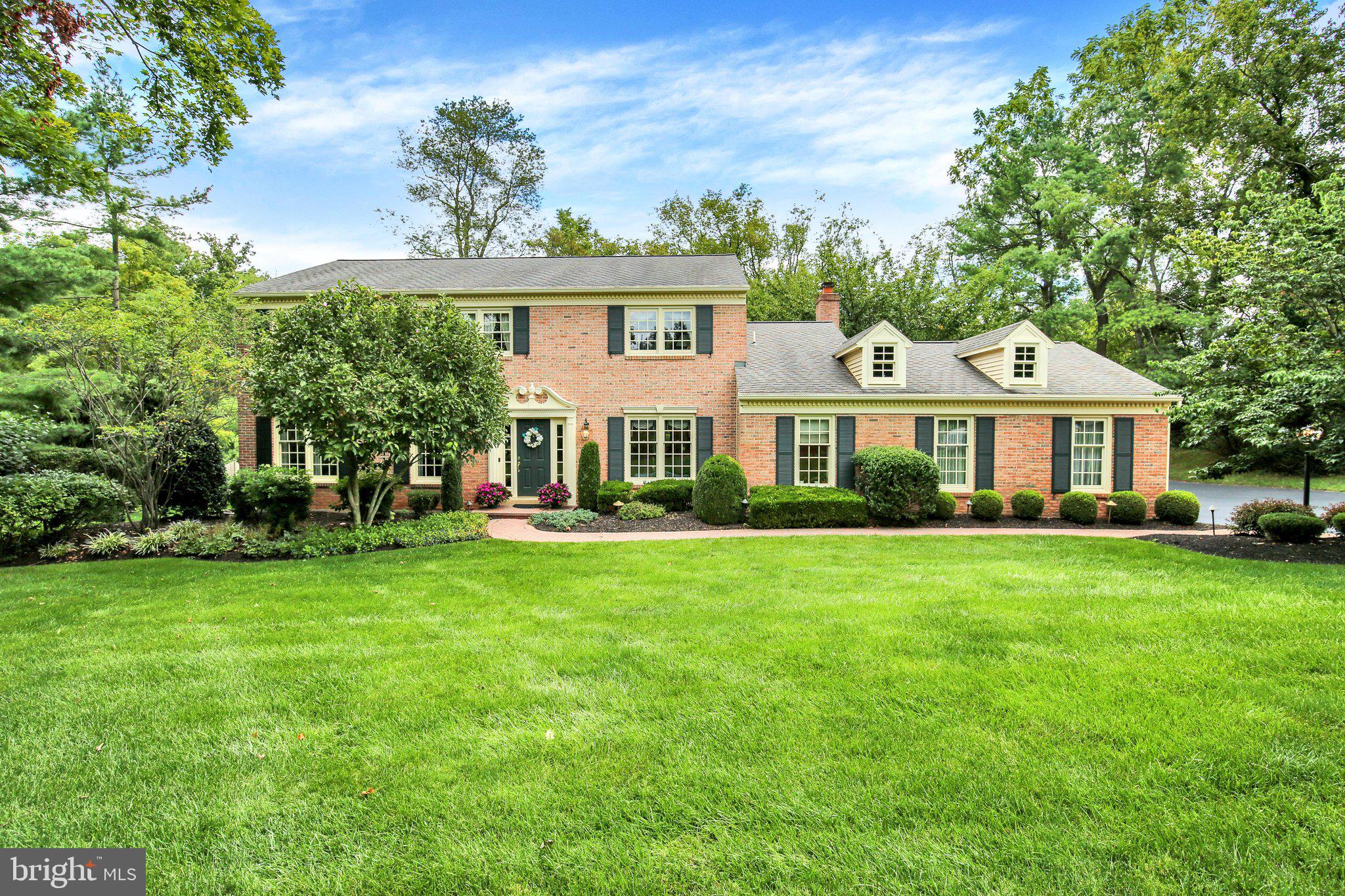 1332 N TULIP DRIVE