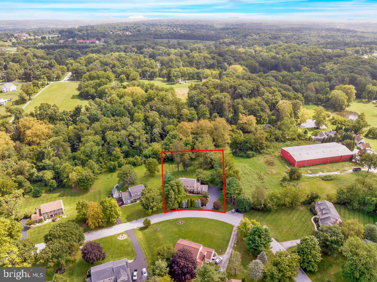 1332 N TULIP DRIVE