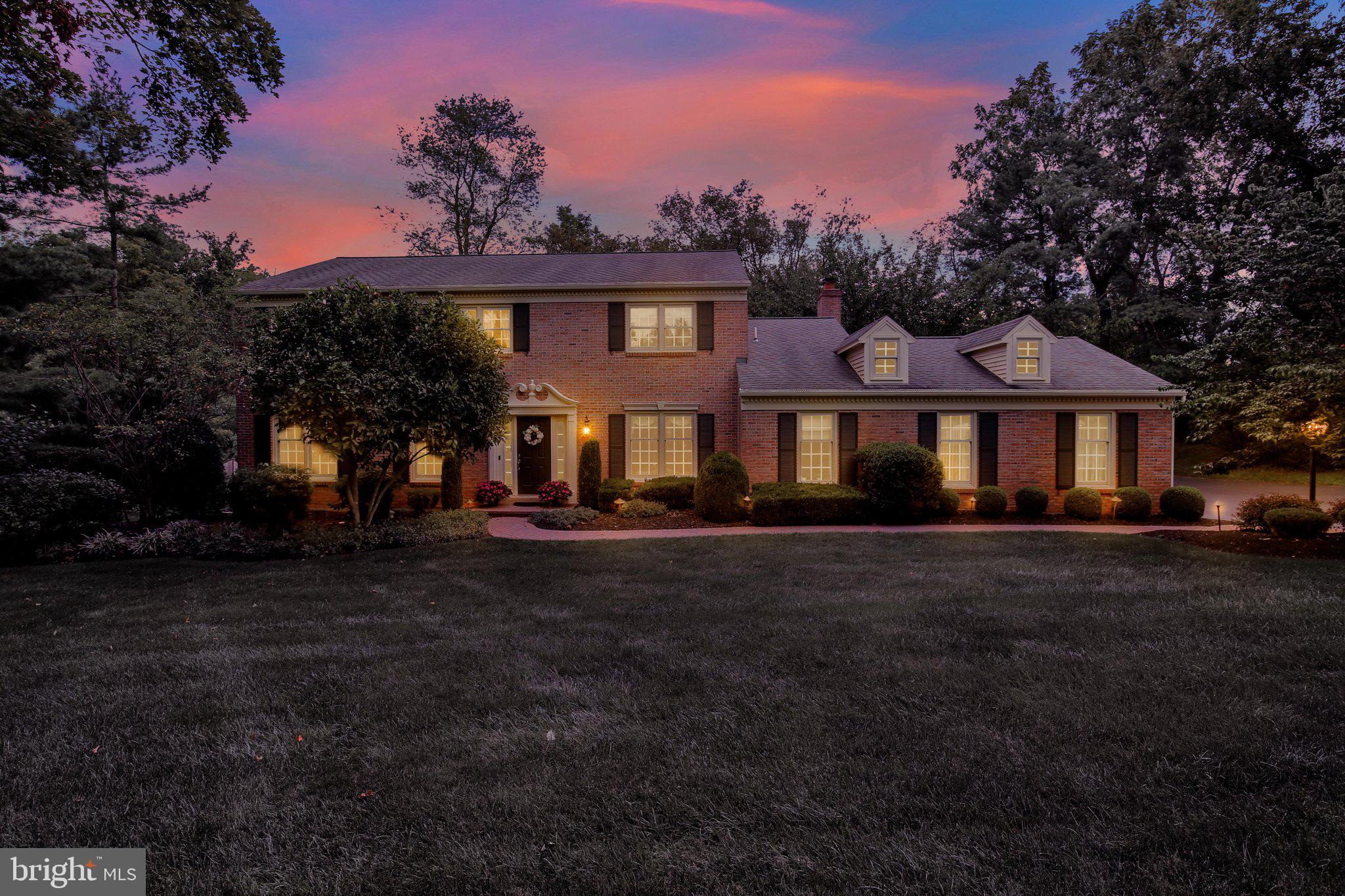 1332 N TULIP DRIVE