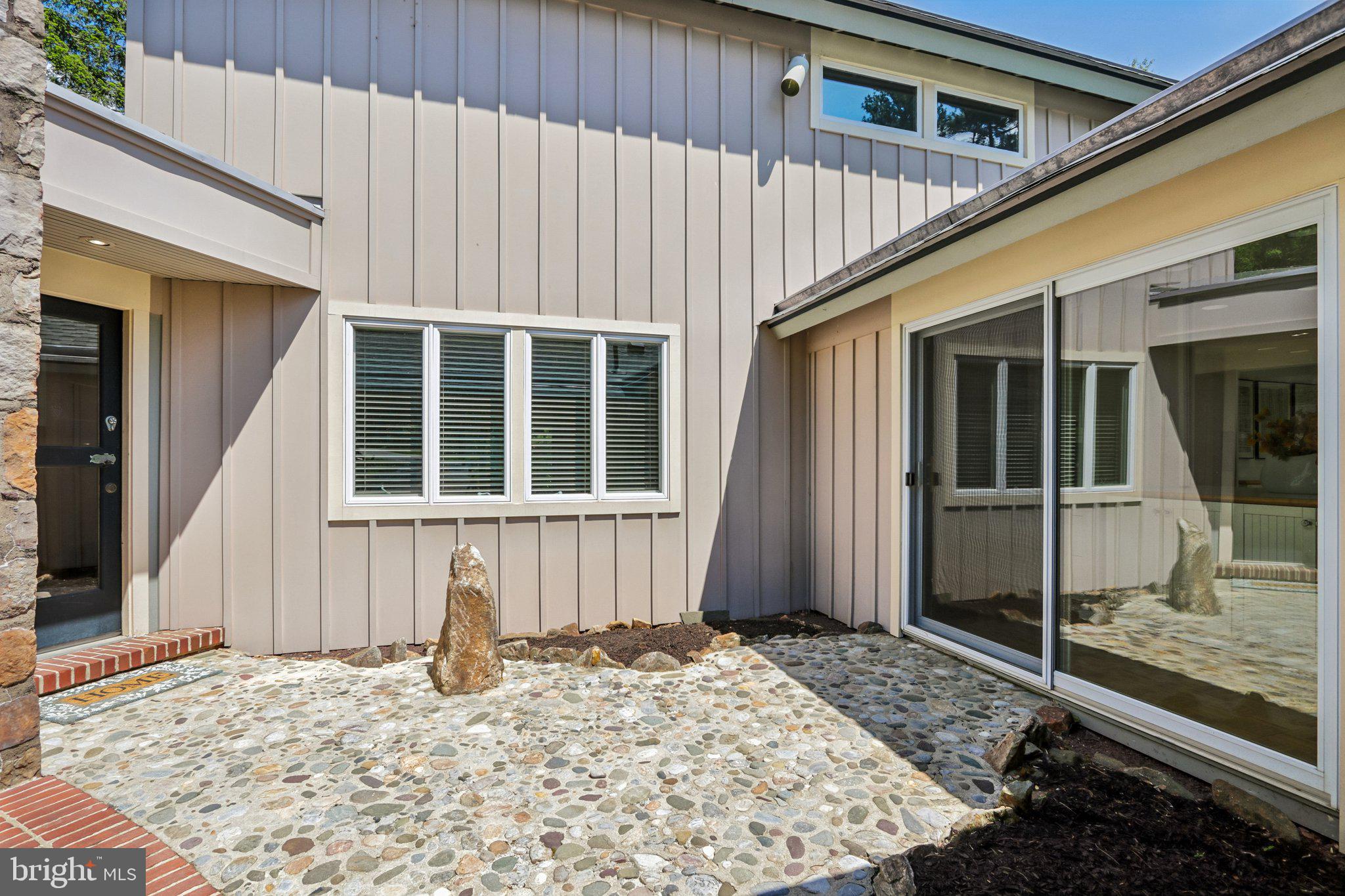 MEADOW BROOK - Residential