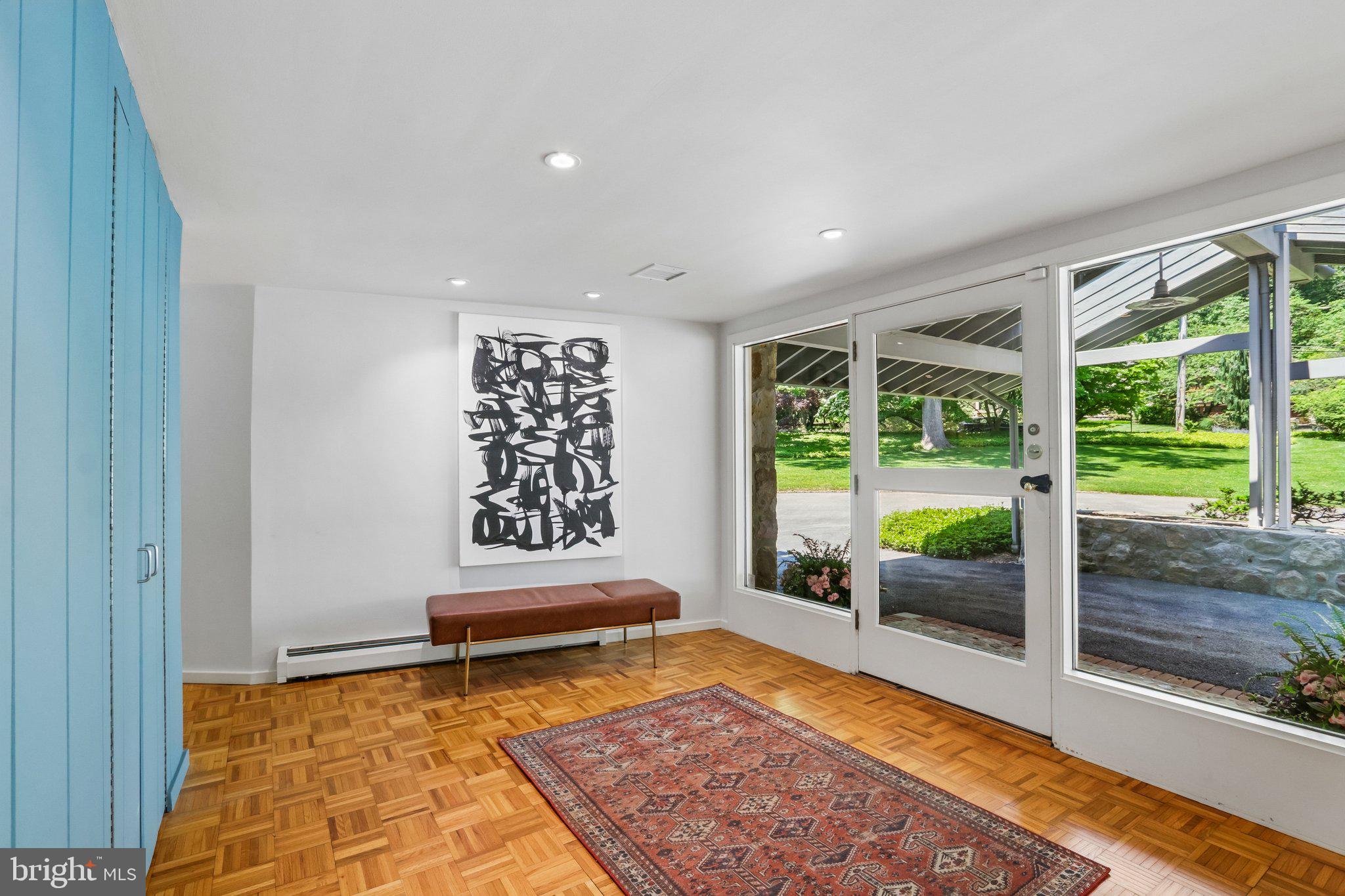 MEADOW BROOK - Residential