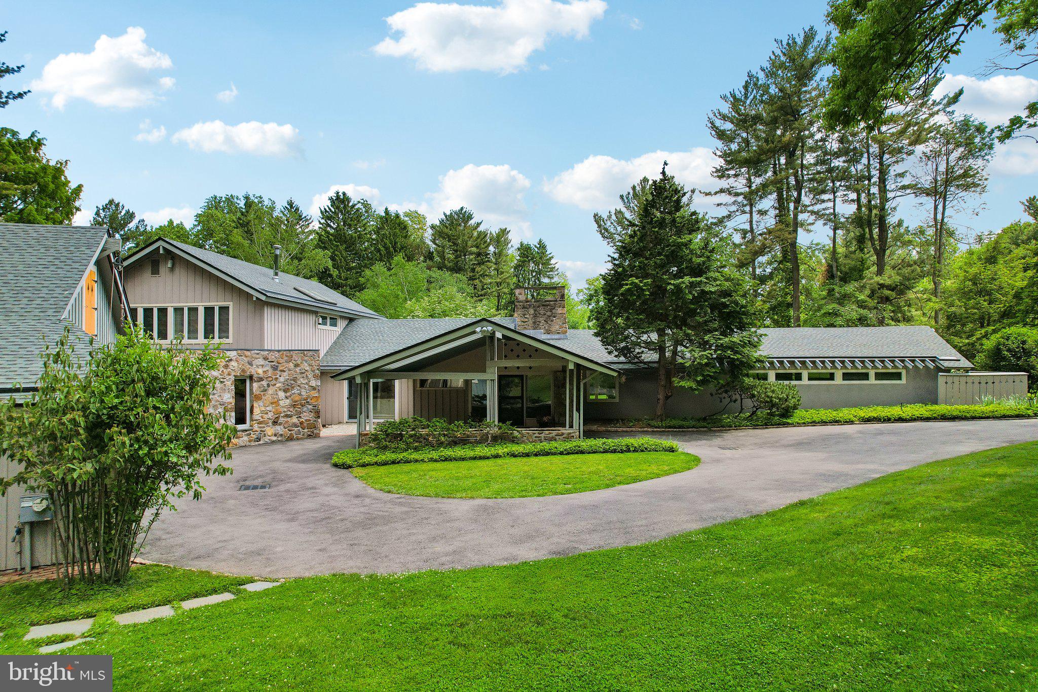 MEADOW BROOK - Residential