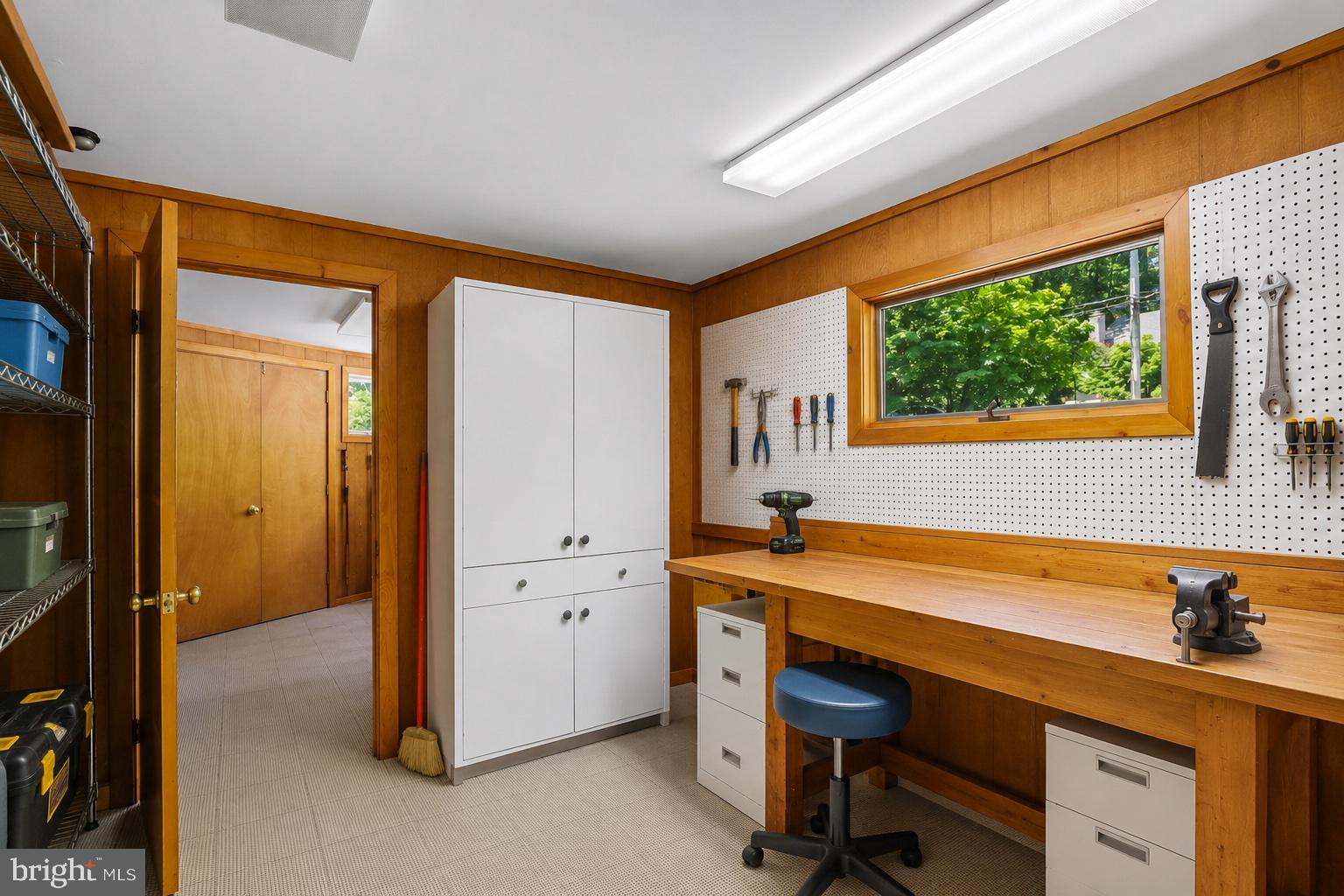 MEADOW BROOK - Residential