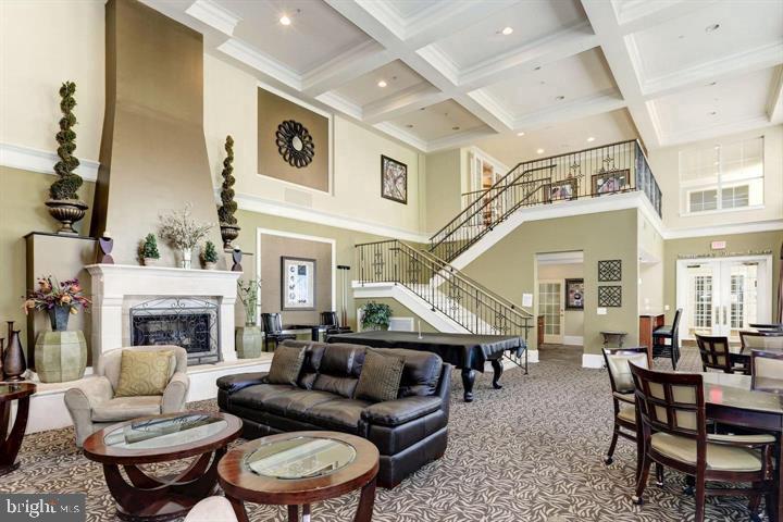 WHITE FLINT STATION - Residential