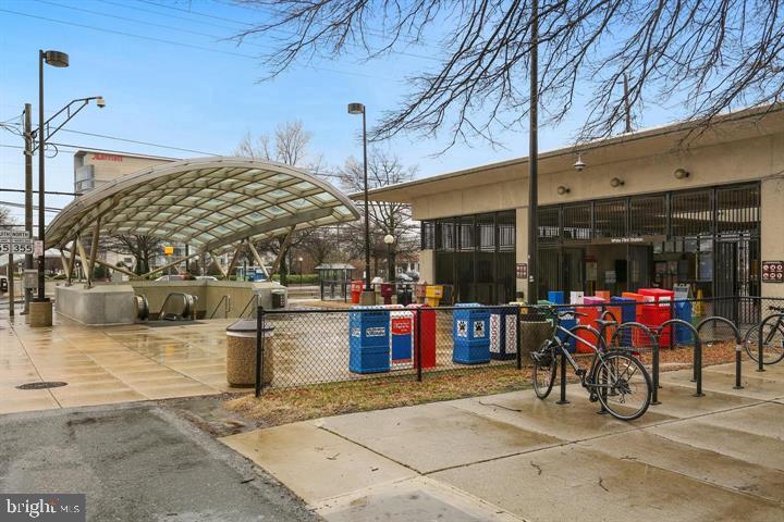 WHITE FLINT STATION - Residential