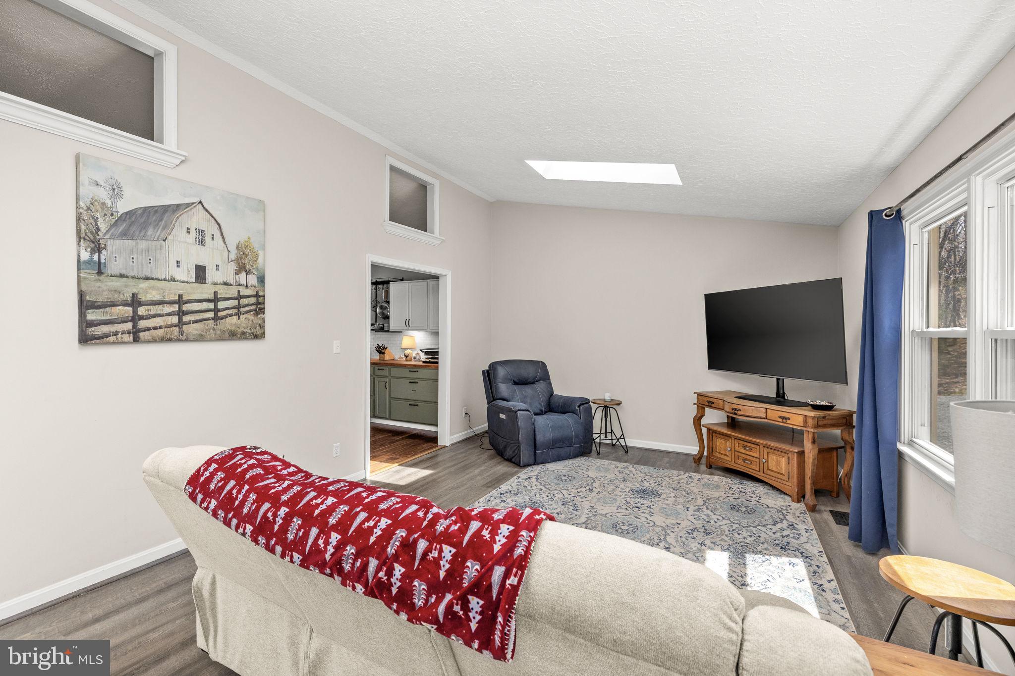 LAKE WILDERNESS - Residential