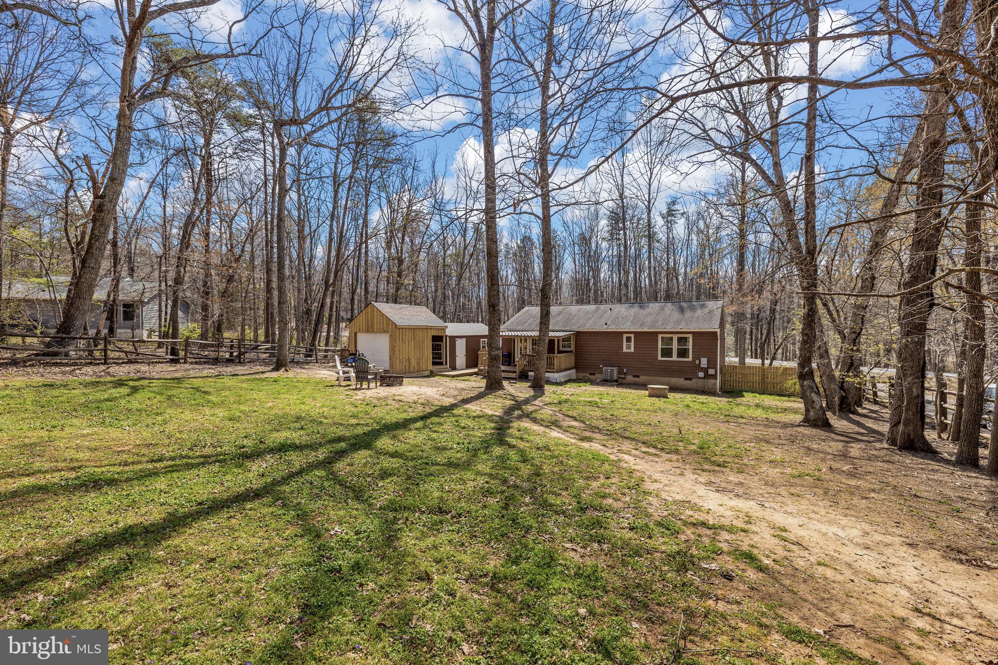 LAKE WILDERNESS - Residential