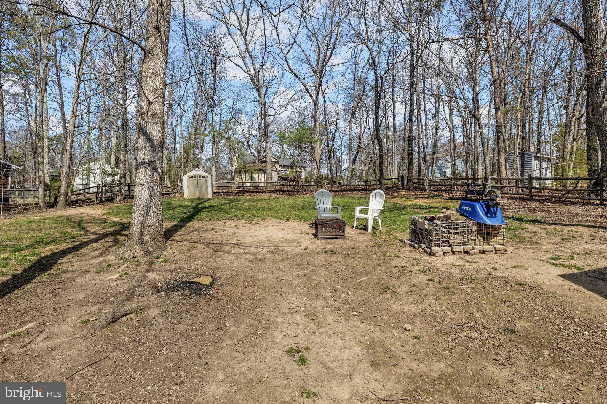 LAKE WILDERNESS - Residential