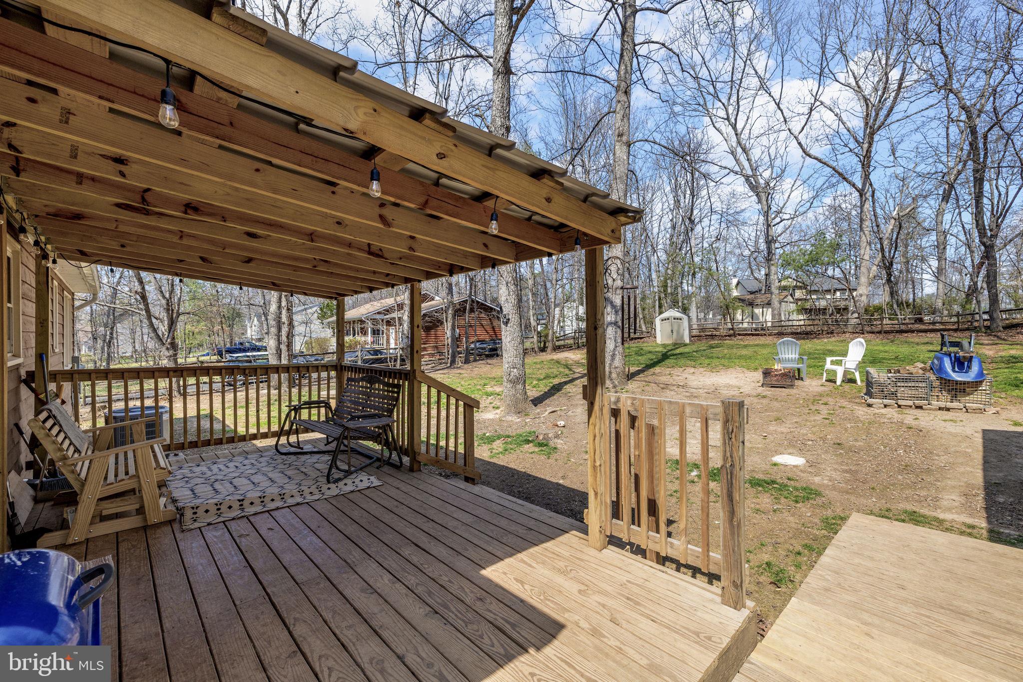 LAKE WILDERNESS - Residential