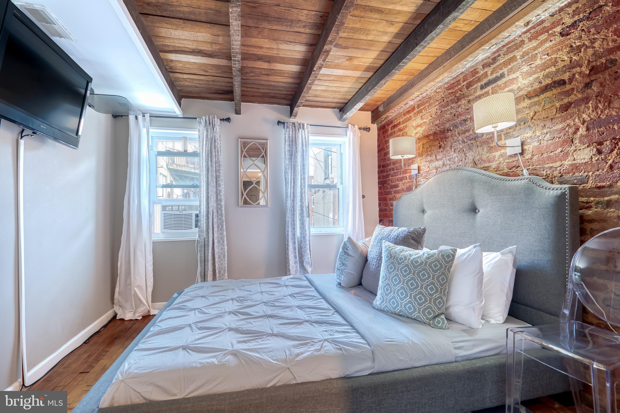 FELLS POINT HISTORIC DISTRICT - Residential Lease