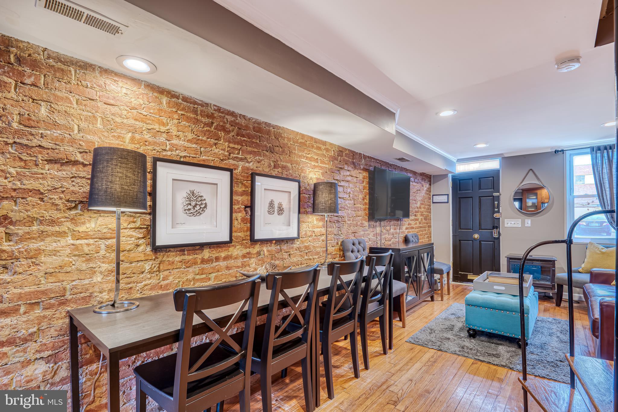 FELLS POINT HISTORIC DISTRICT - Residential Lease