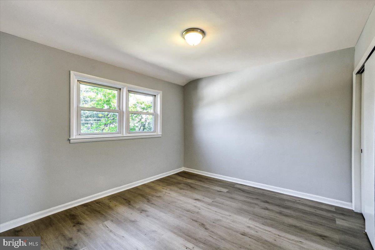 COUNTRY RIDGE - Residential