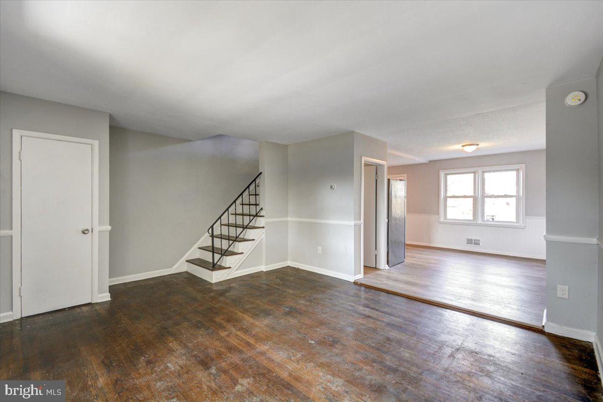 COUNTRY RIDGE - Residential