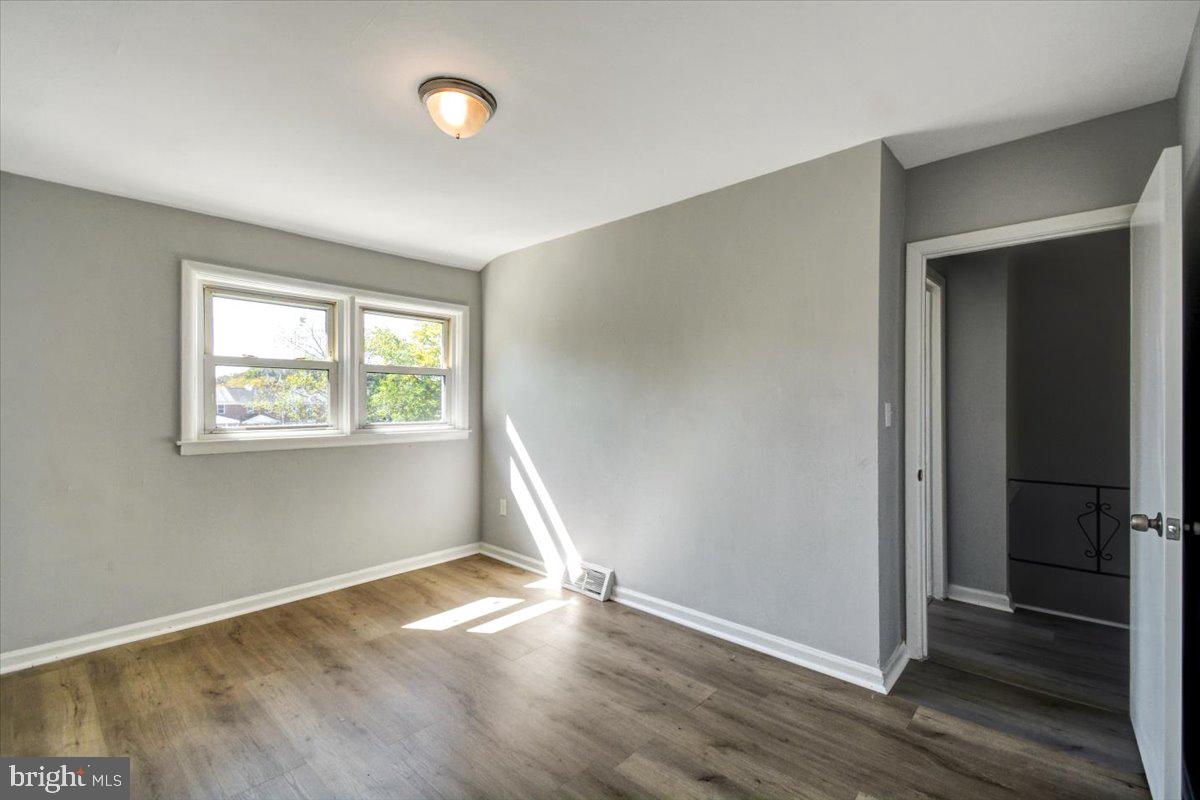 COUNTRY RIDGE - Residential