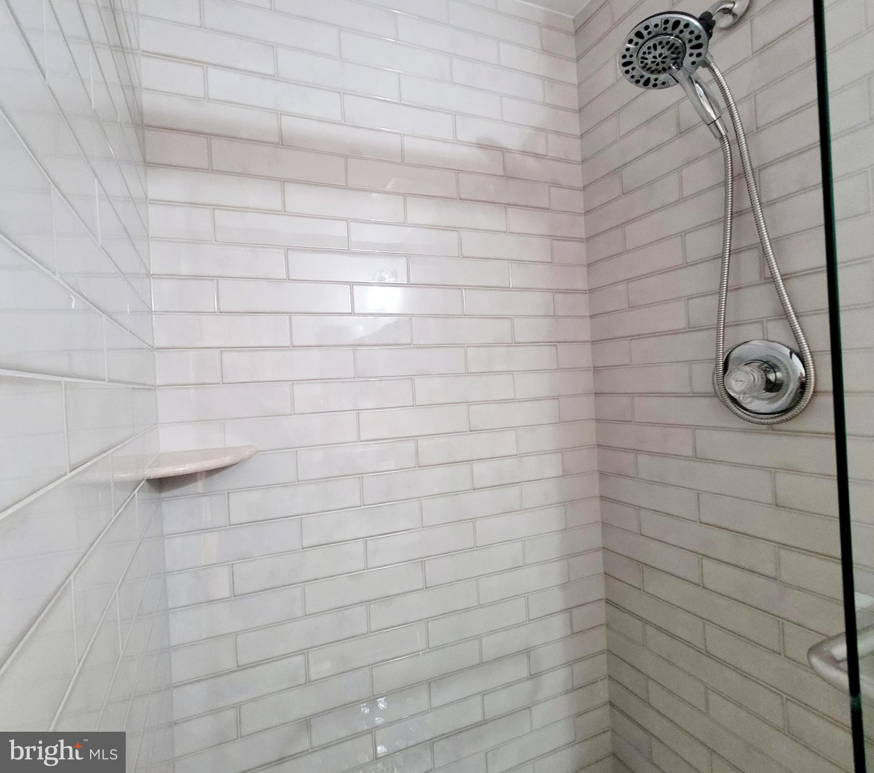 DAWKINS RIDGE - Residential Lease