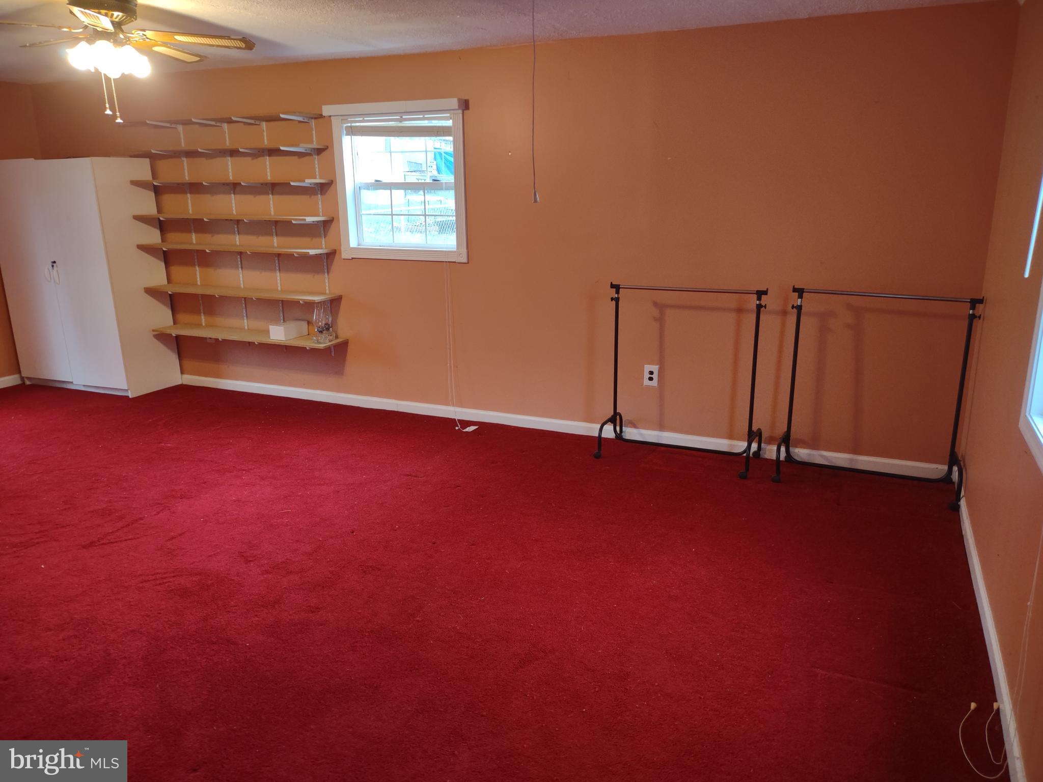 HOLLAWAY ESTATES - Residential