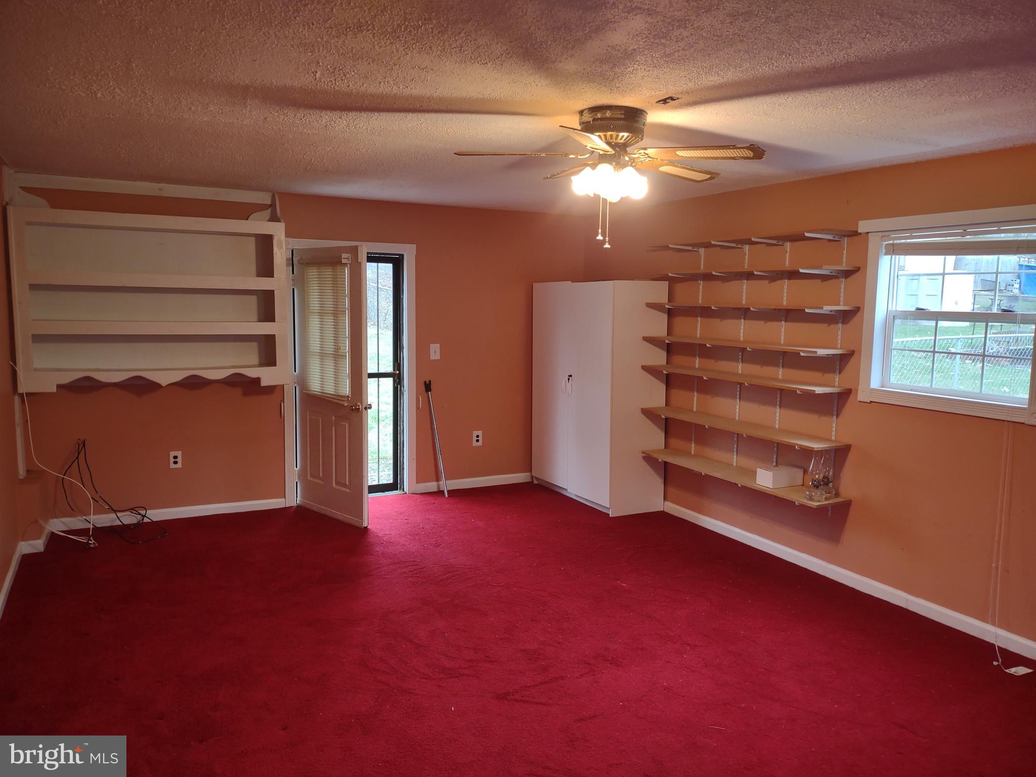 HOLLAWAY ESTATES - Residential