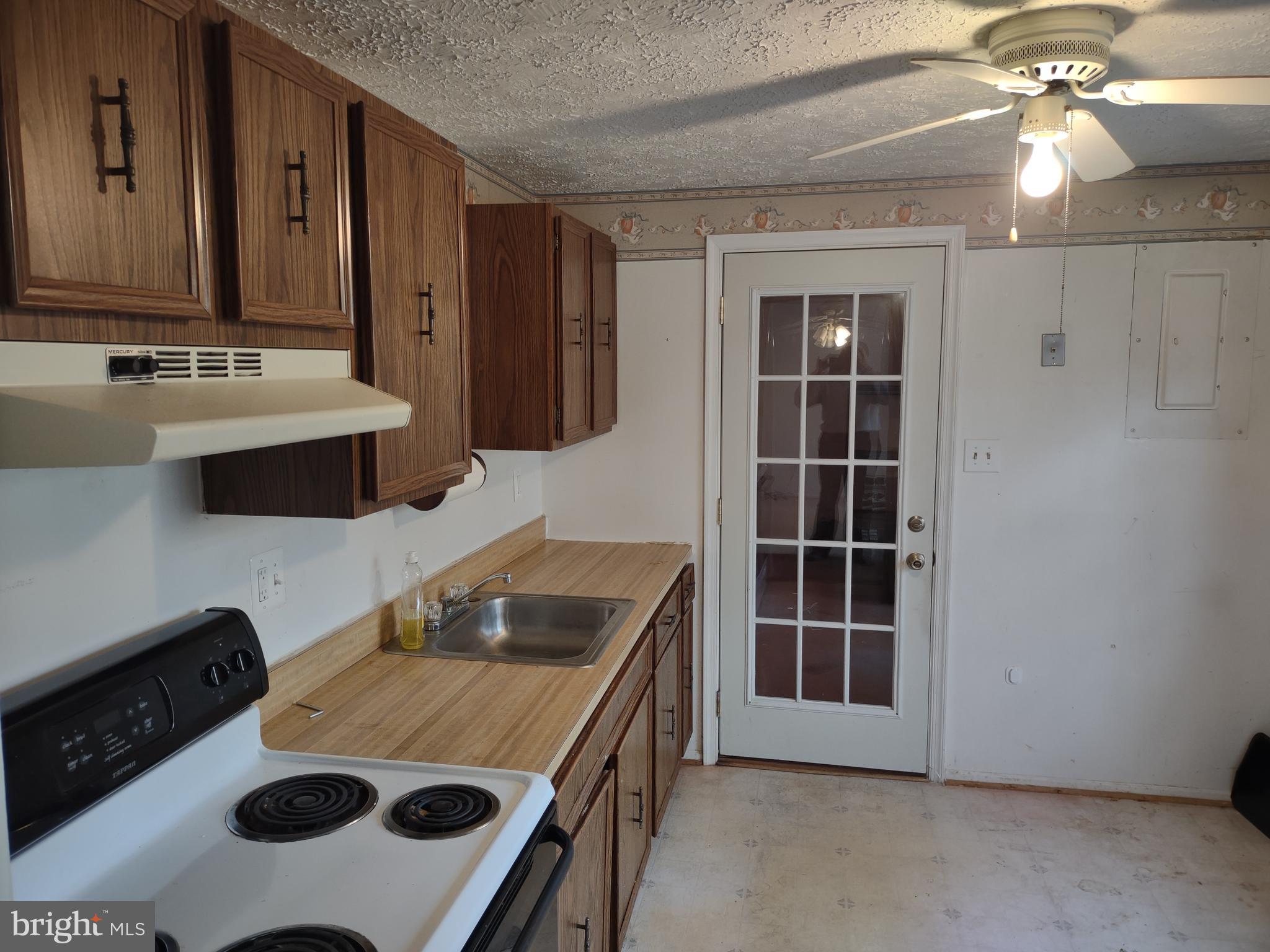 HOLLAWAY ESTATES - Residential