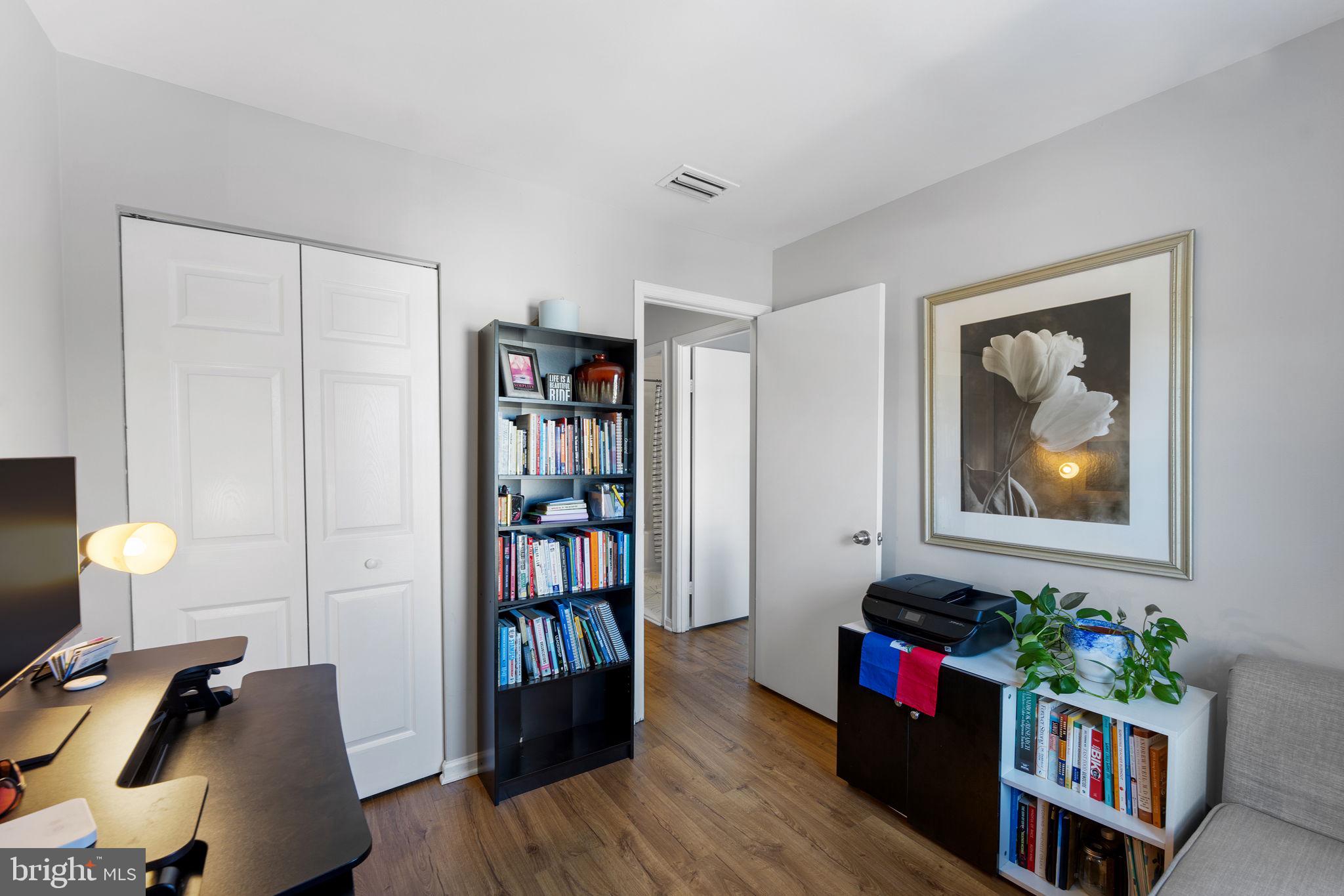 HERITAGE CROSSING - Residential