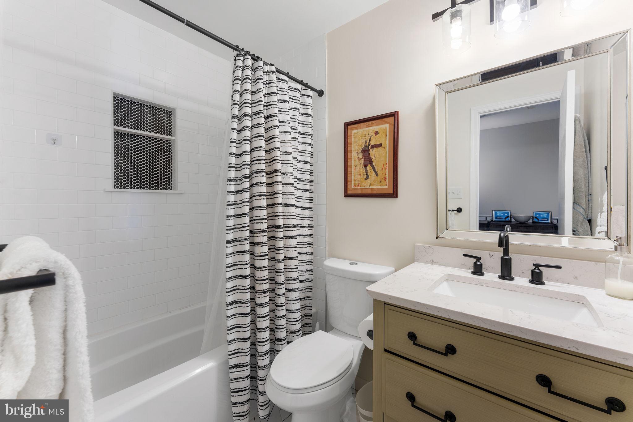 HERITAGE CROSSING - Residential