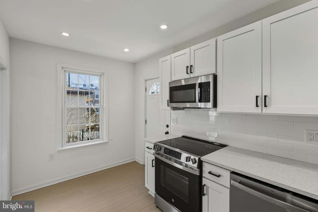 Photo of 507 Washburn Avenue, BALTIMORE, MD 21225 (MLS # MDBA2227820)