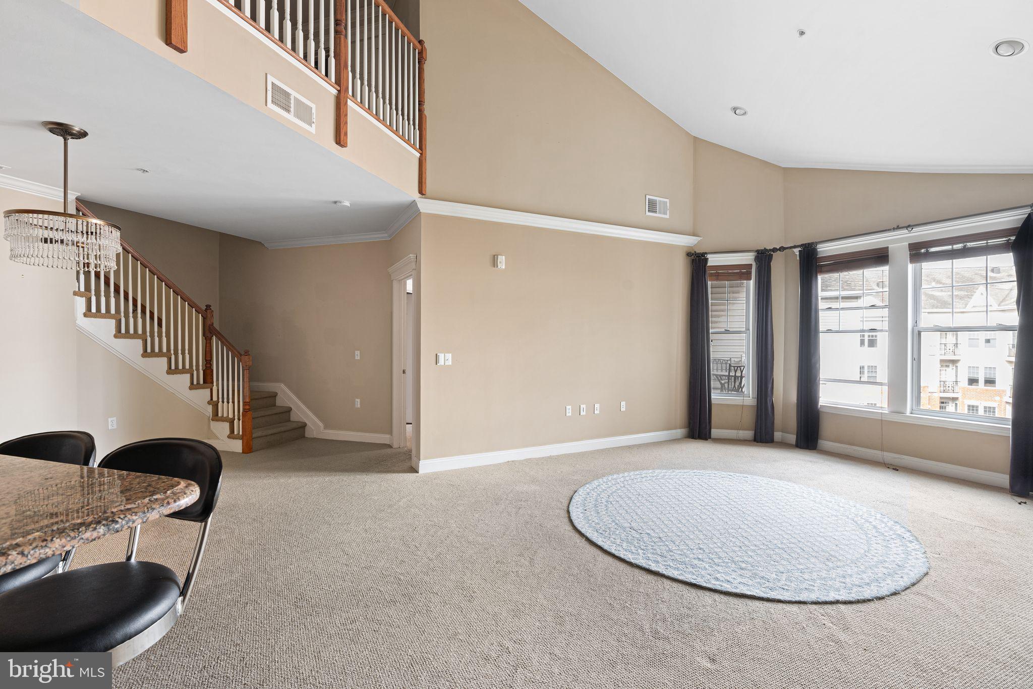 300 W ELM STREET 2412