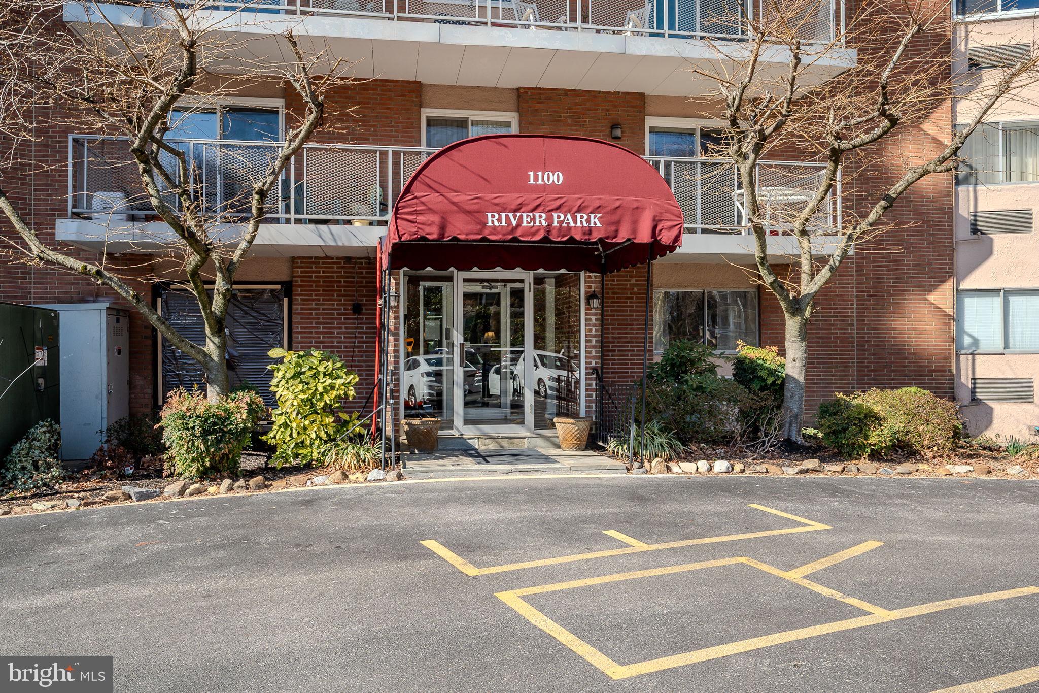 RIVER PARK CONDO - Residential