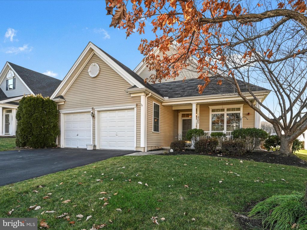 Photo of 1805 Angelica Drive, Lancaster, PA 17601 (MLS # PALA2045564)