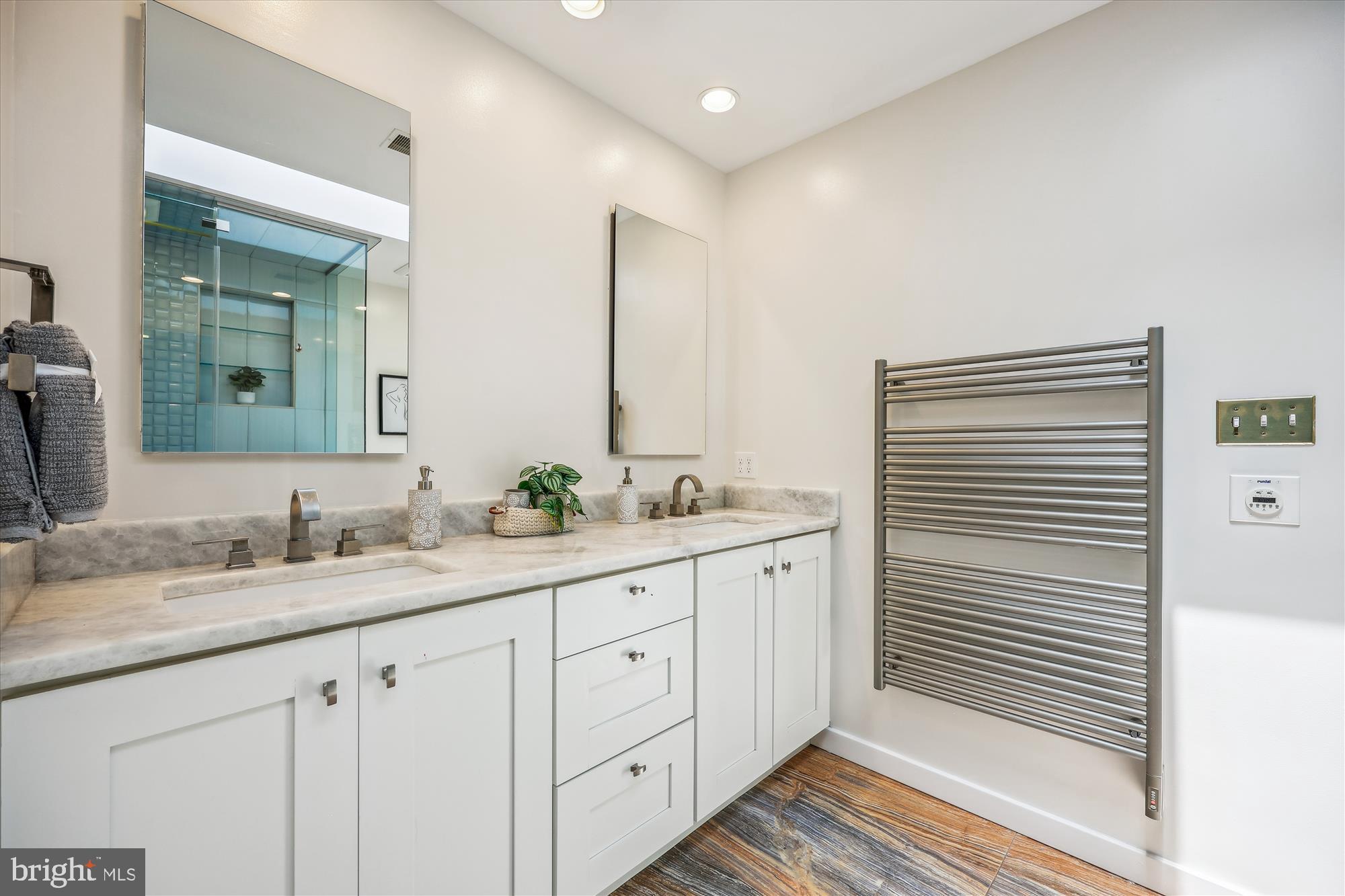 WESTWOOD - Residential