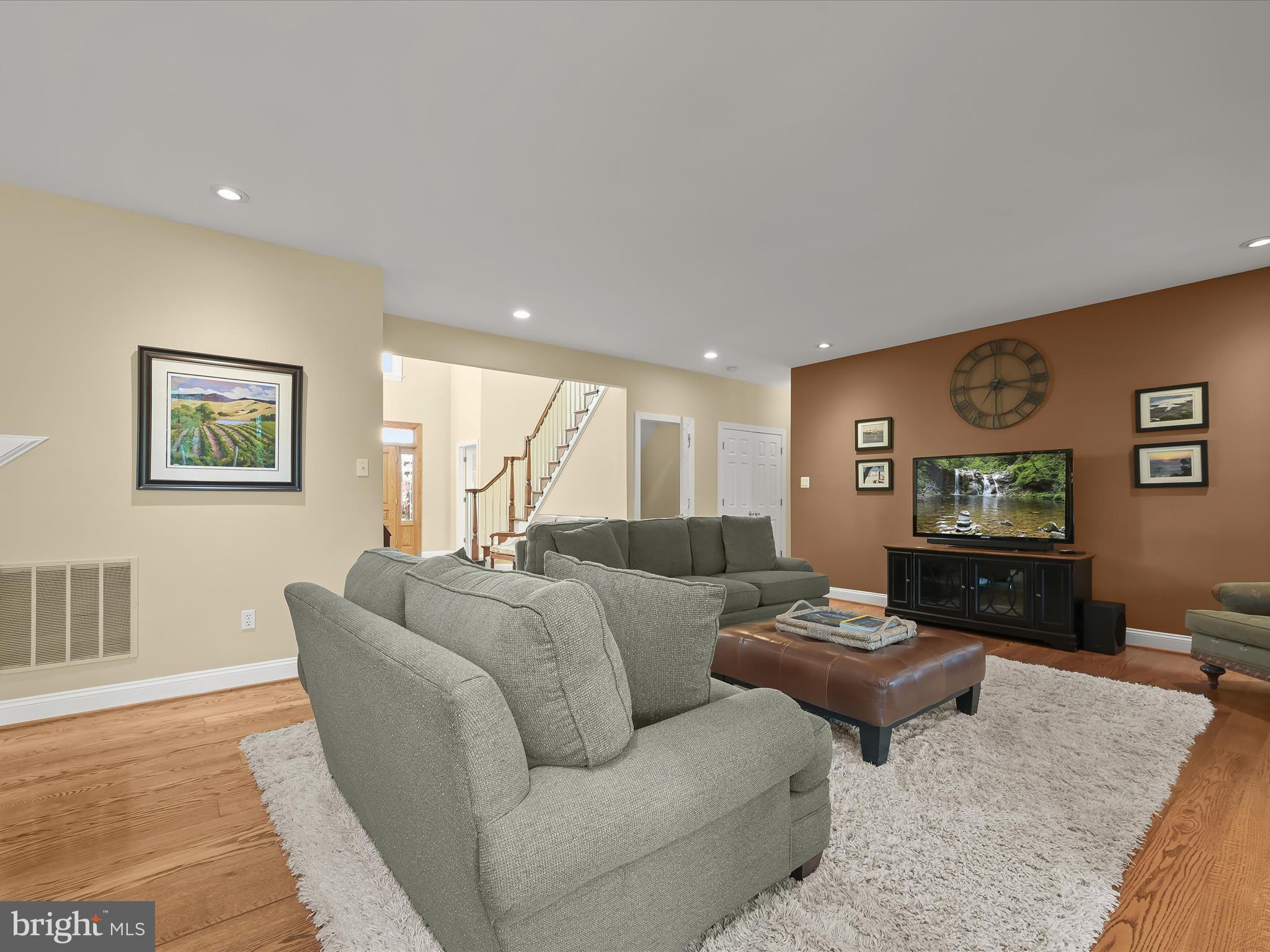 WELLINGTON - Residential