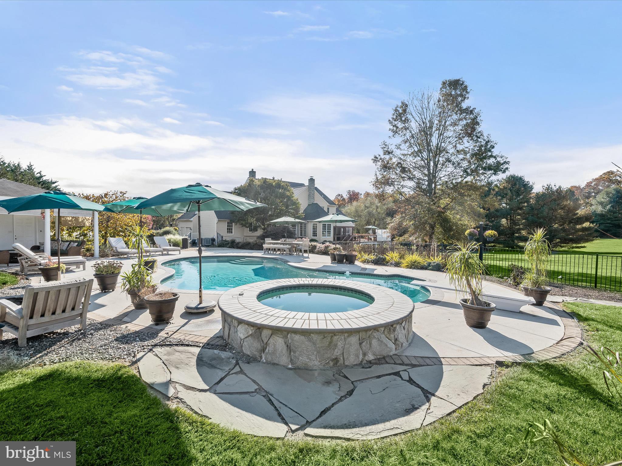 WELLINGTON - Residential