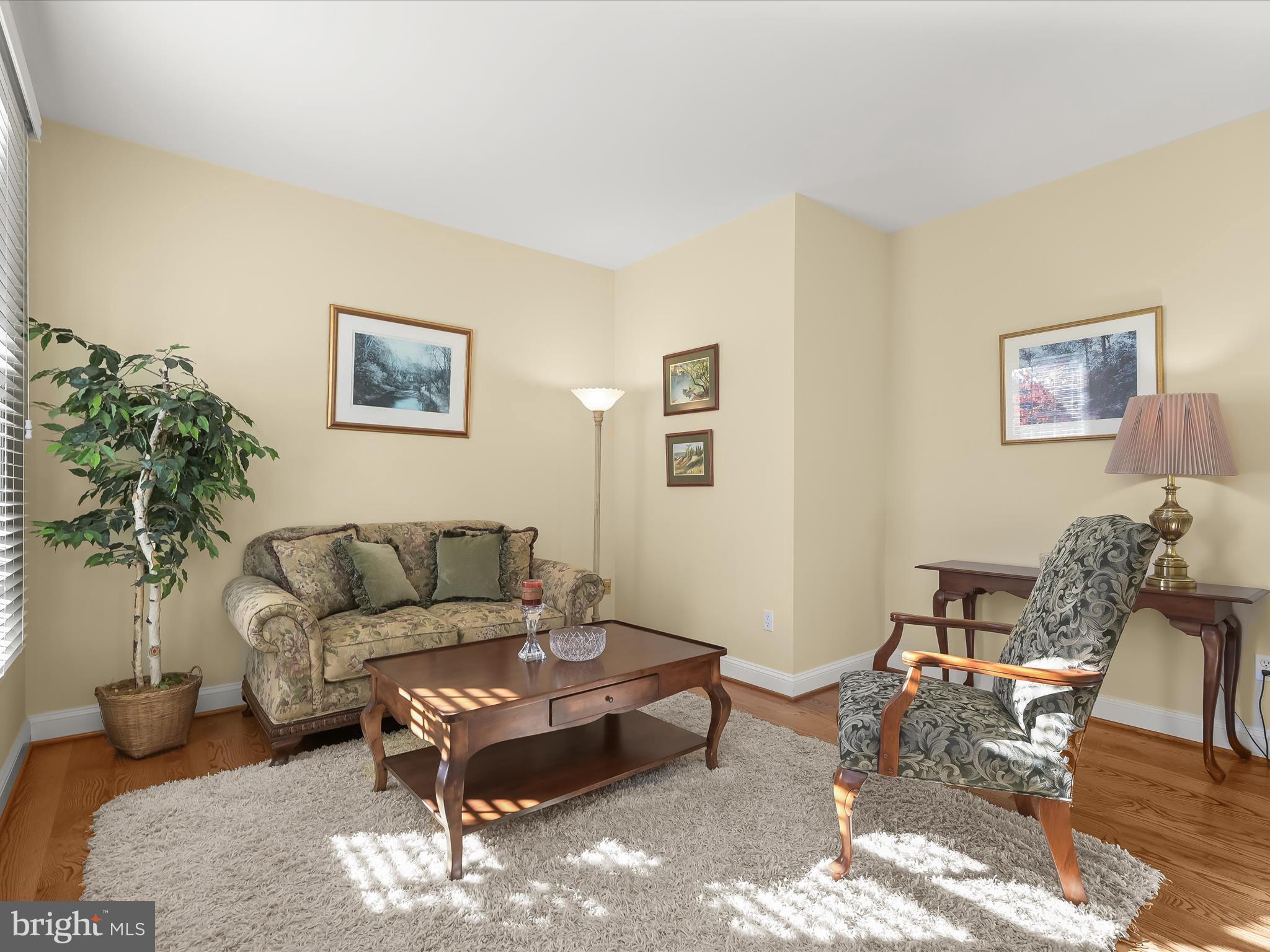 WELLINGTON - Residential