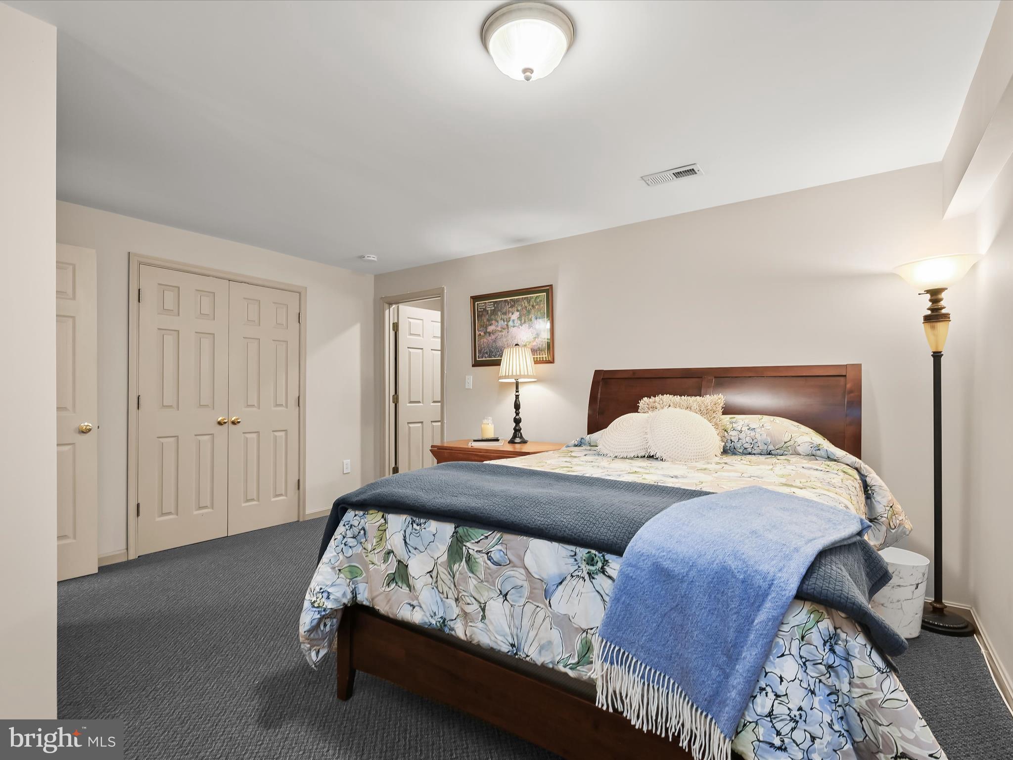 WELLINGTON - Residential