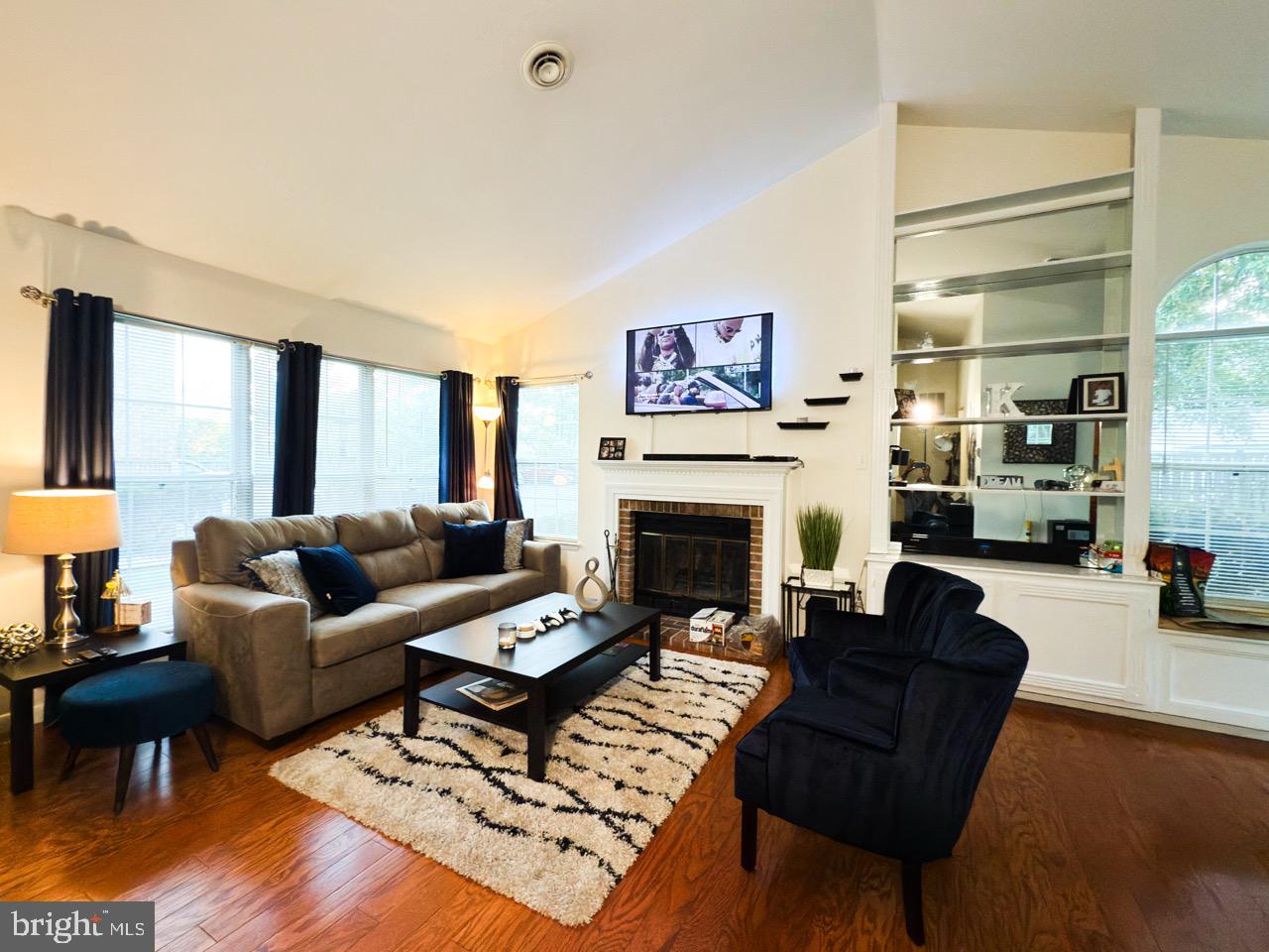 MARLBOROUGH - Residential