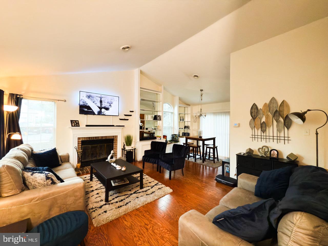 MARLBOROUGH - Residential