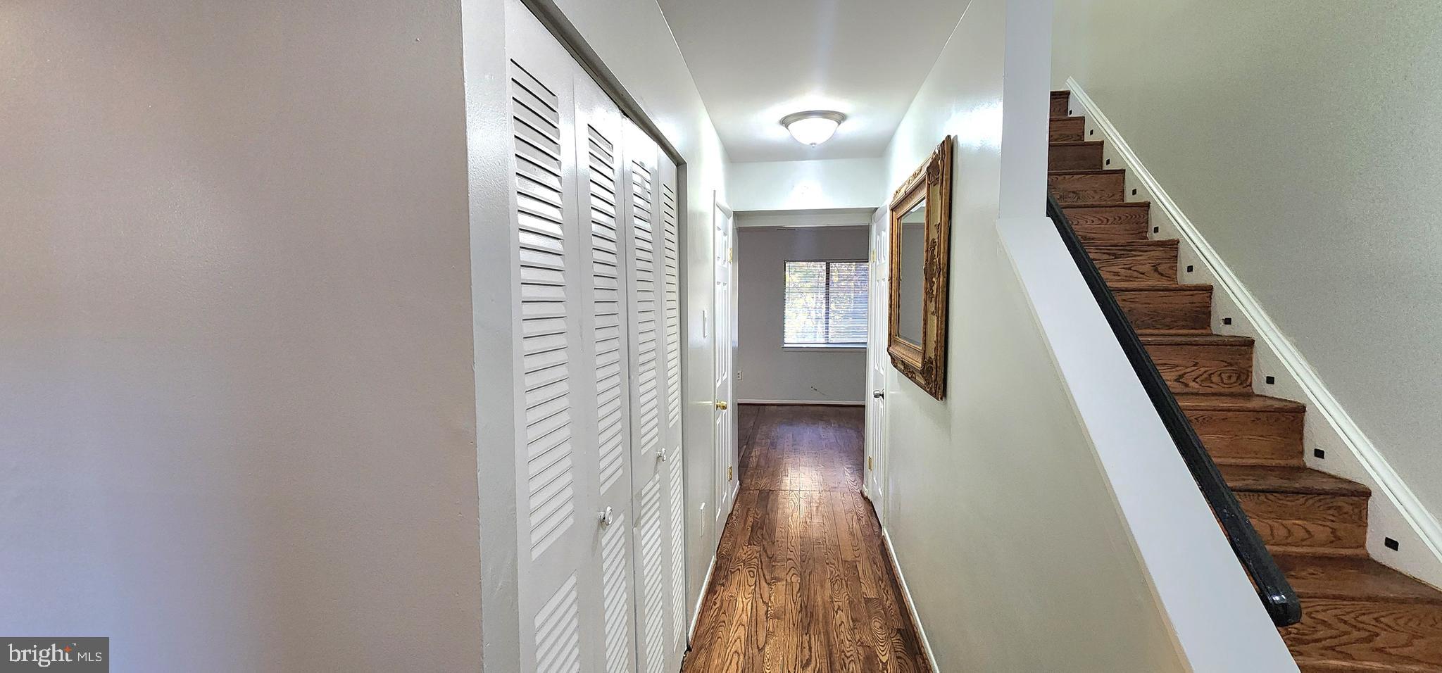 GLASSMANOR - Residential Lease