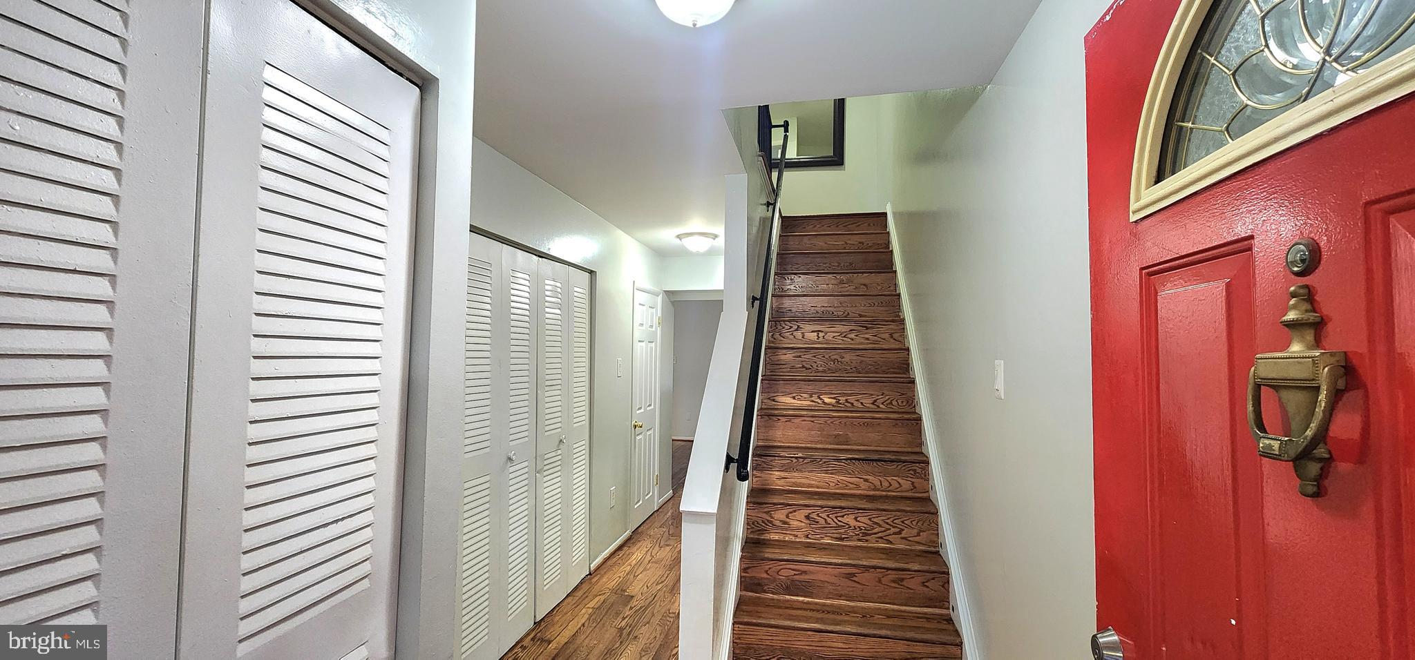 GLASSMANOR - Residential Lease