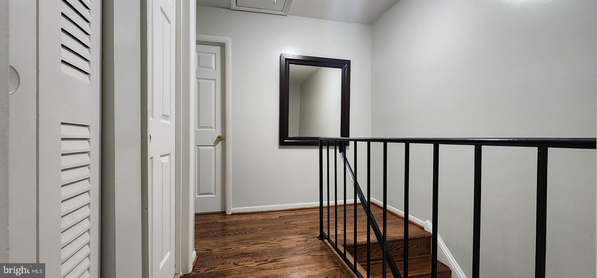 GLASSMANOR - Residential Lease