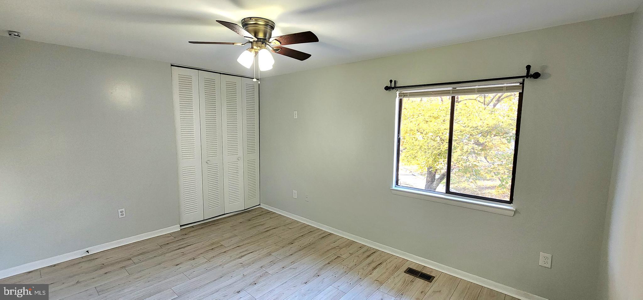 GLASSMANOR - Residential Lease