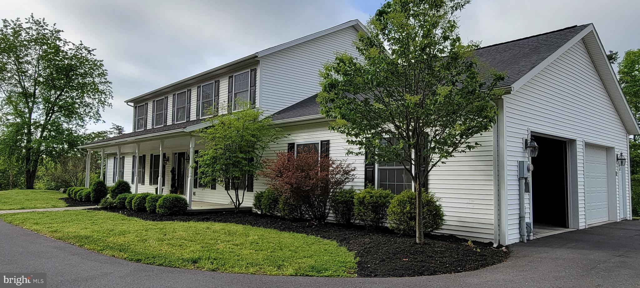 COLONIAL HTS - Residential