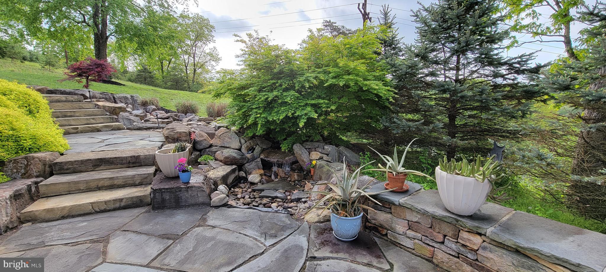 COLONIAL HTS - Residential