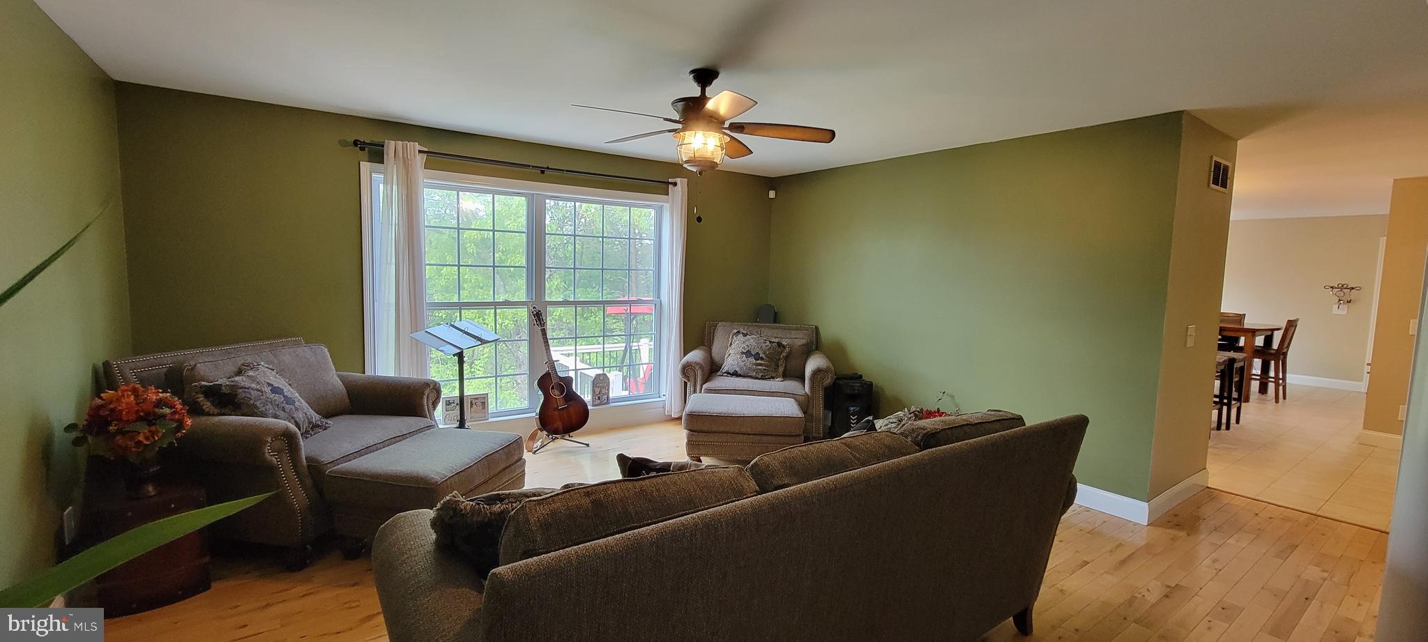 COLONIAL HTS - Residential