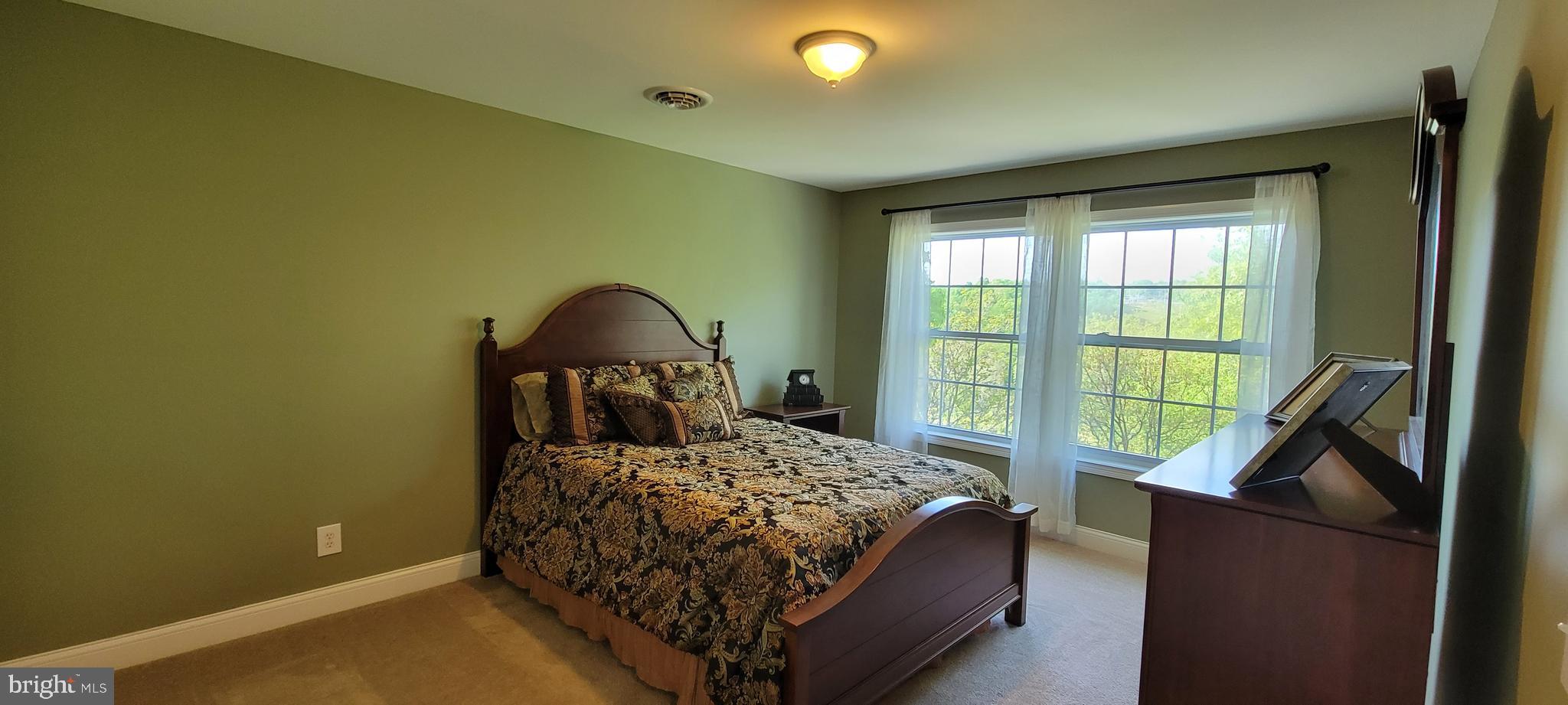 COLONIAL HTS - Residential